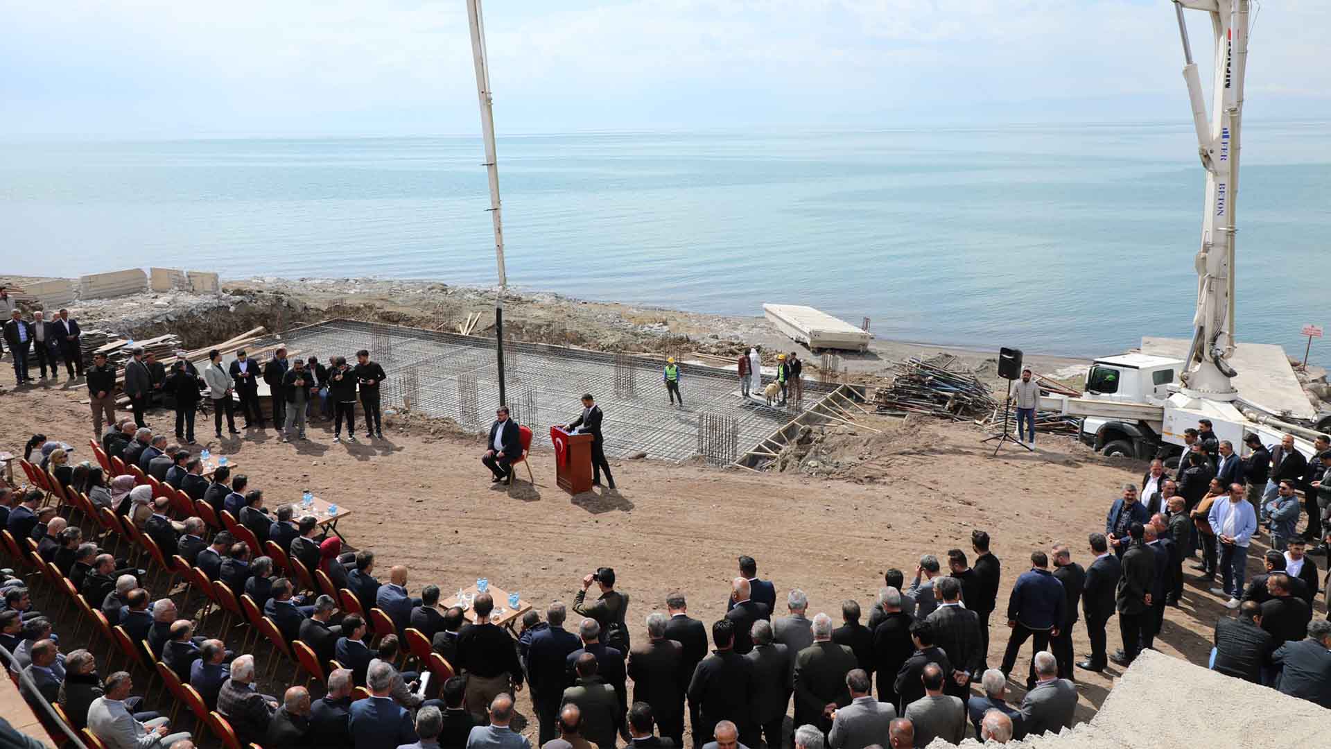 Ahlat’a Dev Yatırım, Bahr I Ahlat Su Sporları Merkezi’nin Temeli Atıldı 4