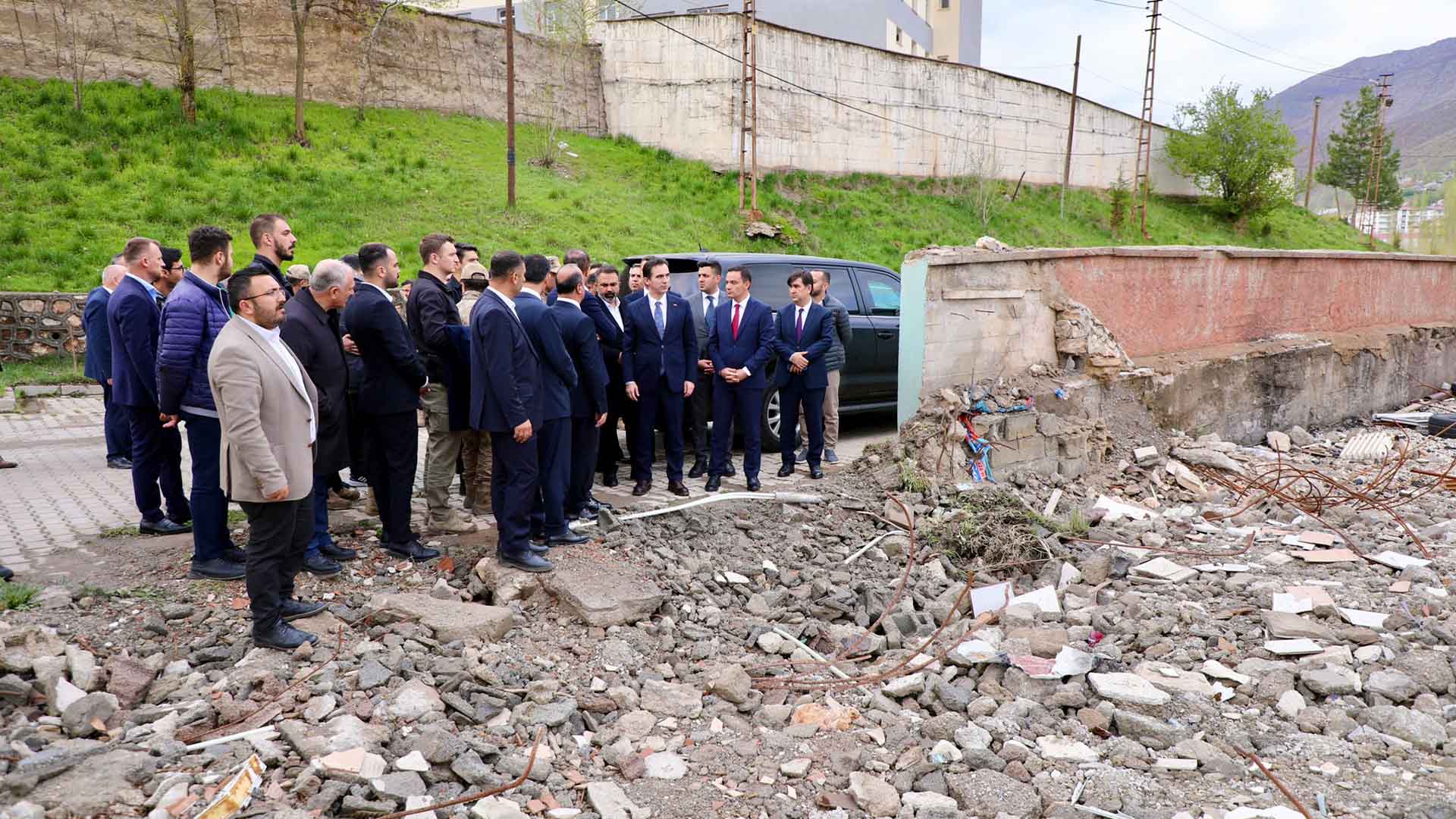 Bitlis Heyeti Hizan’da Vatandaşlarla Buluştu 2