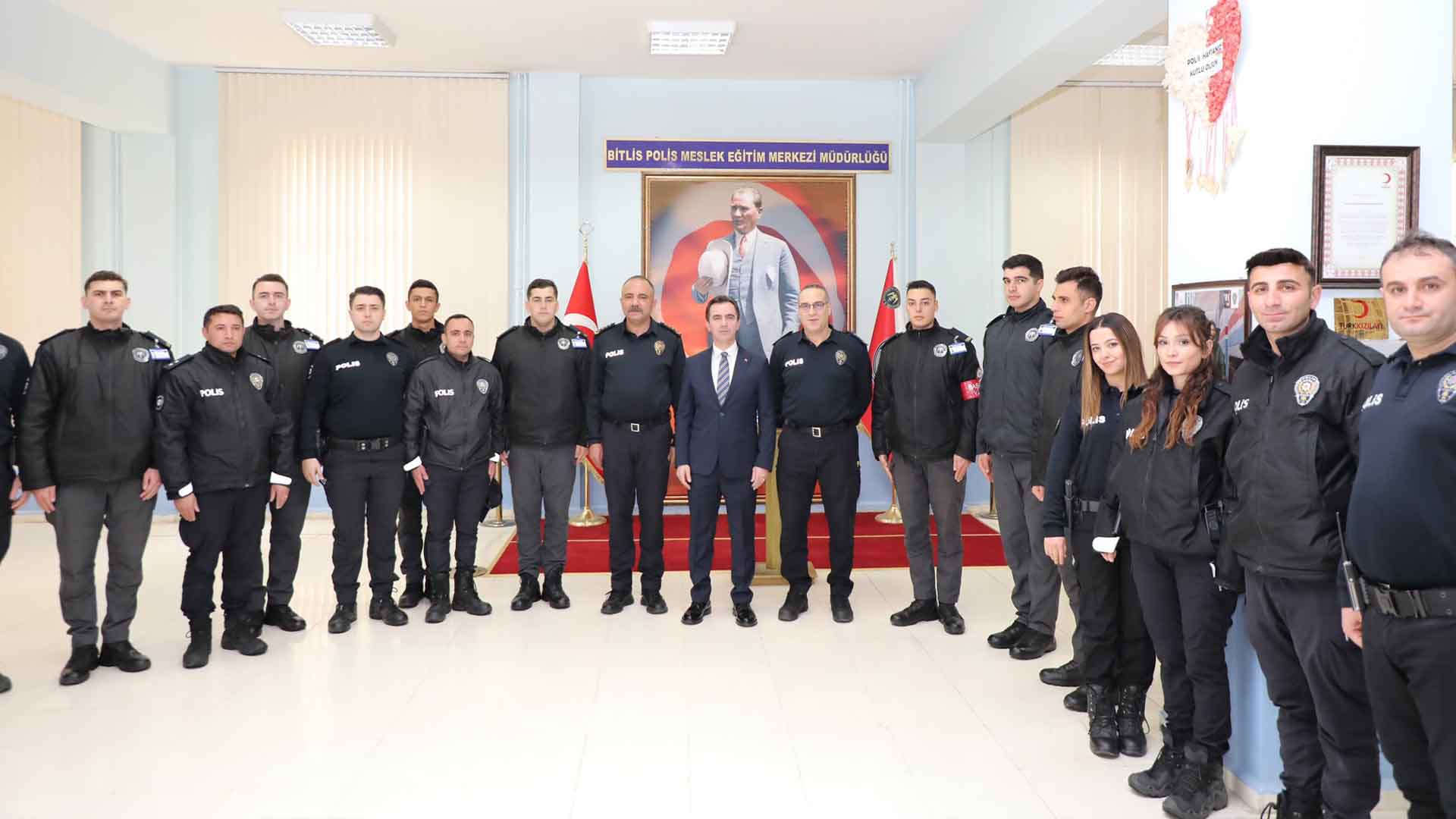 Bitlis Valisi Karakaya, Pomem Öğrencileriyle Bir Araya Geldi 3