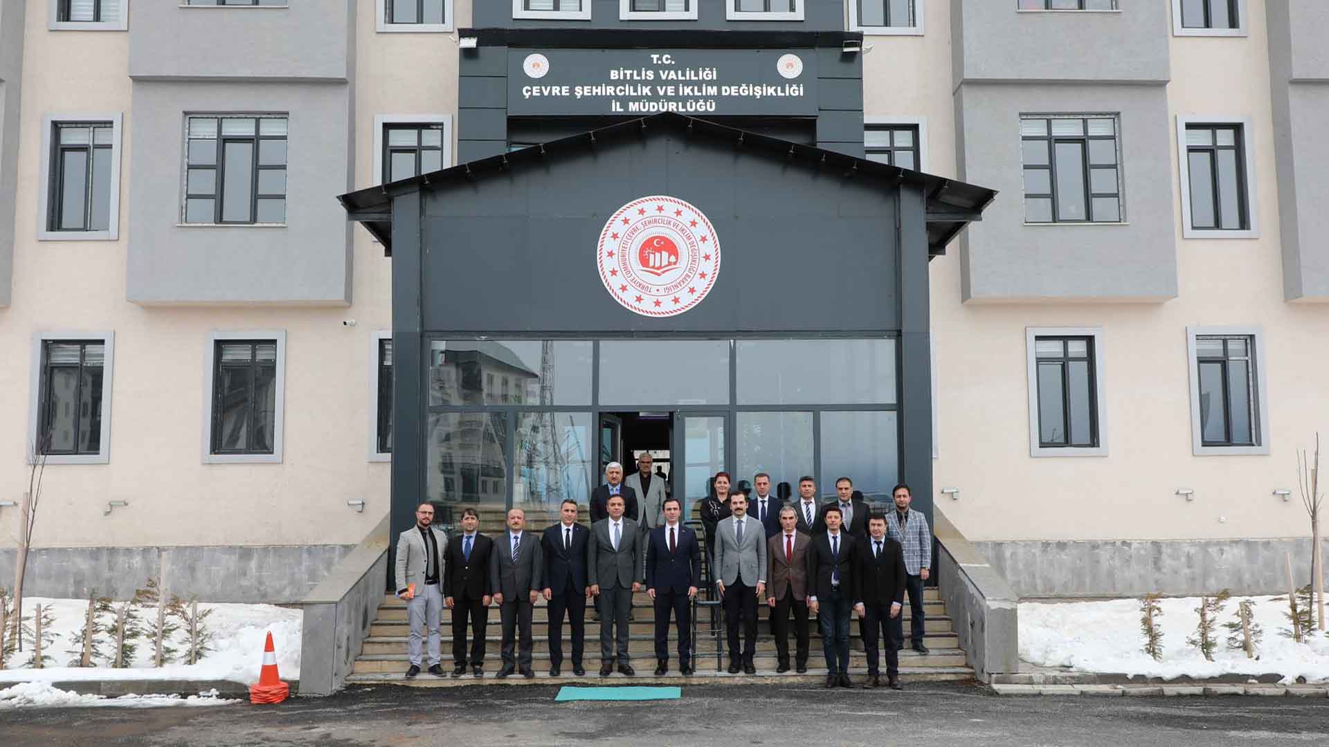 Bitlis Valisi Karakaya’dan Çevre Ve Şehircilik İl Müdürlüğüne Ziyaret