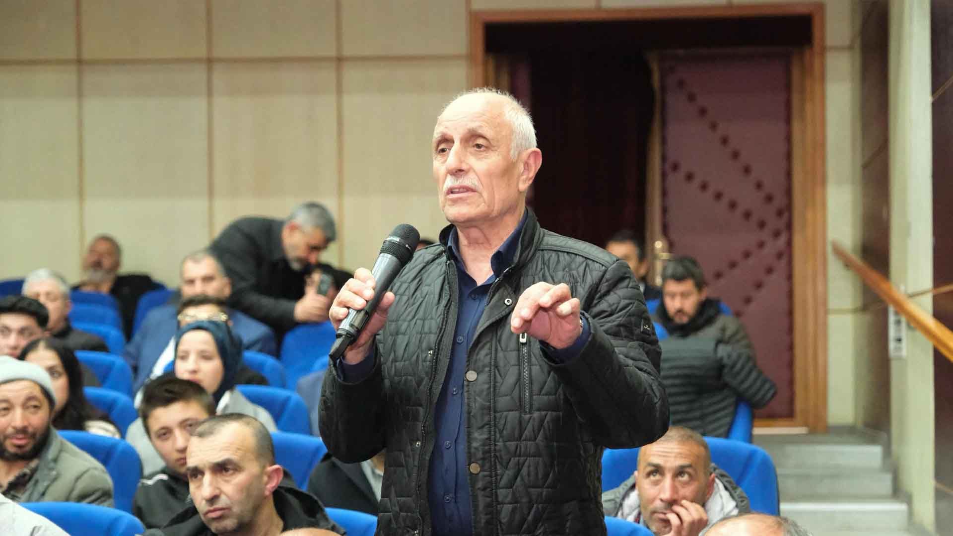 Bitlis’te Başkan Tanğlay Halkla Buluştu, Vatandaş Soruyor, Başkan Cevaplıyor 9