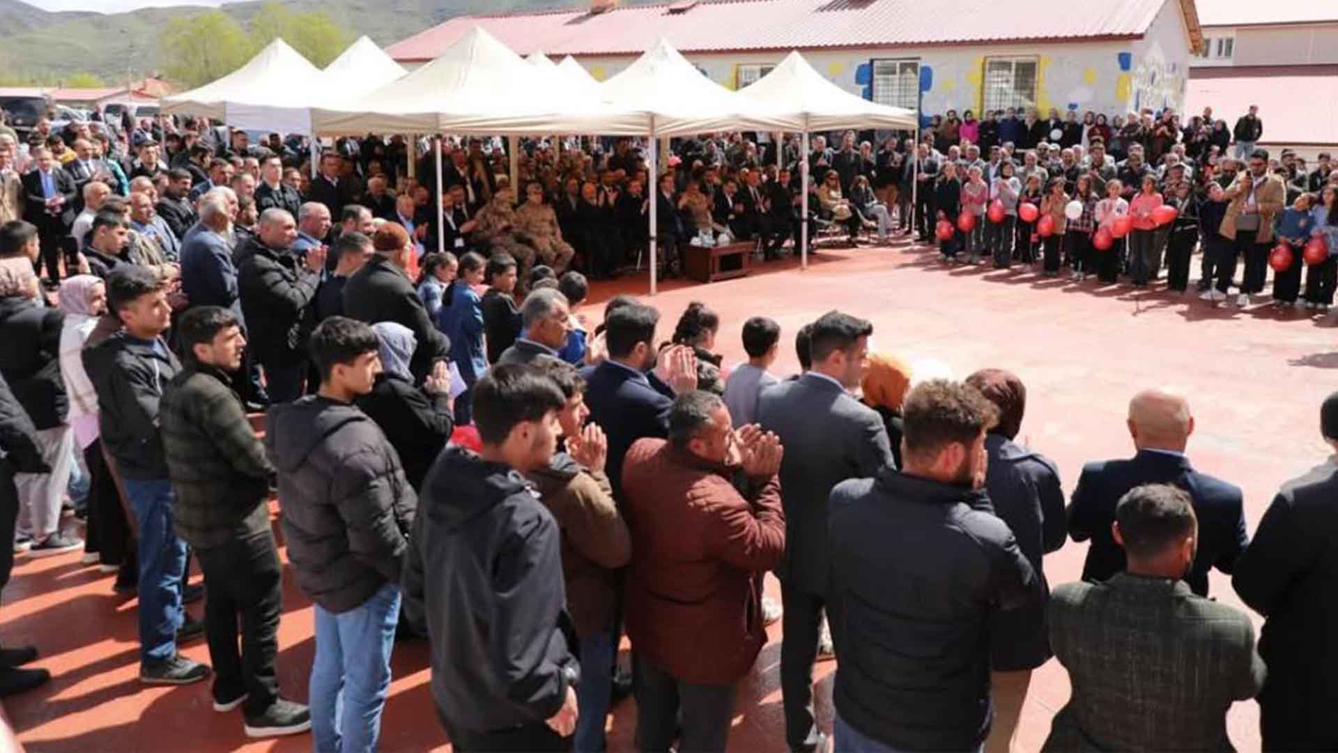 Bitlis'te İlkokul Ve 112 Acil Komuta Merkezi Hizmete Açıldı 1