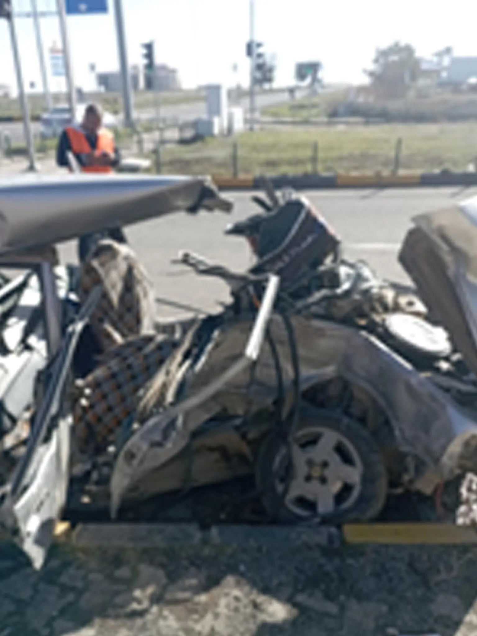Karsta Zirhli Arac Ile Otomobil Carpisti 2Si Polis 6 Yarali 2