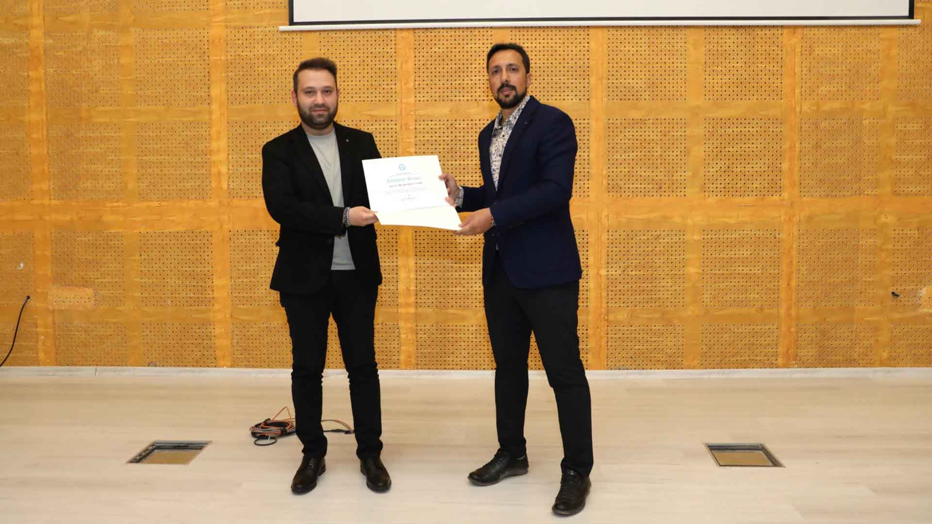 Bitlis Eren Üniversitesi’nde Hemşirelik Haftası Coşkuyla Kutlandı 9