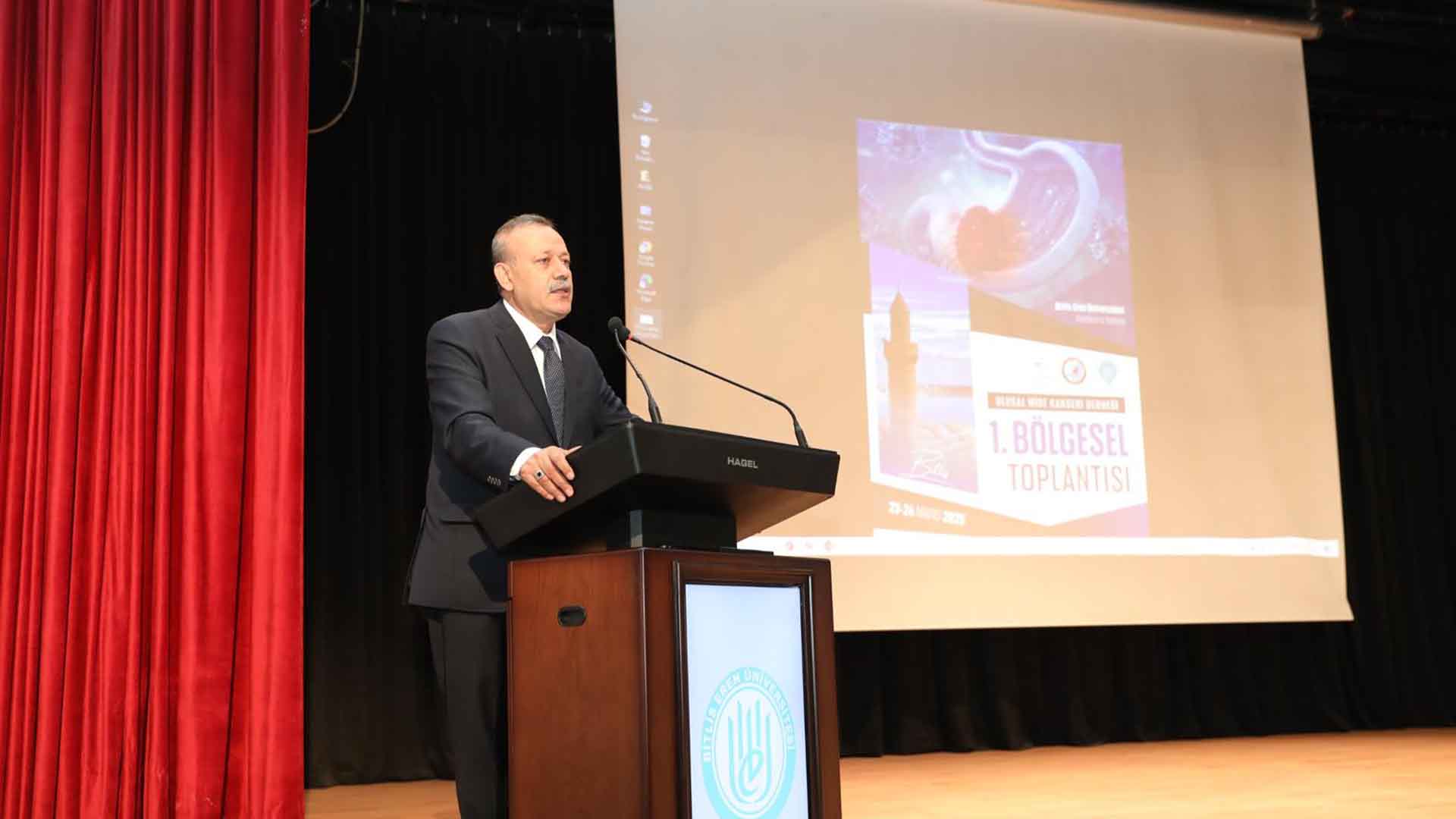 Bitlis Eren Üniversitesi’nde Mide Kanseri Zirvesi, Bilim İnsanları 1. Bölge Toplantısında Buluştu 3