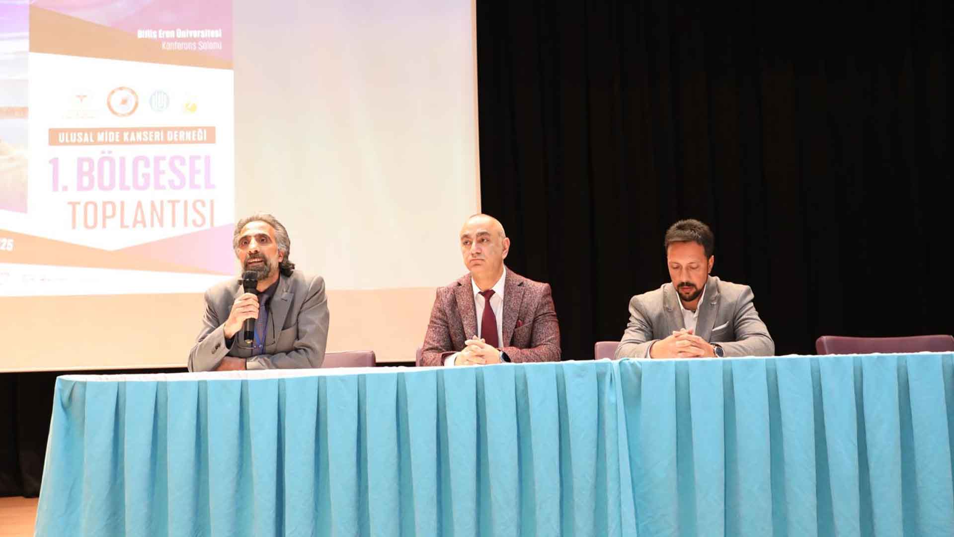 Bitlis Eren Üniversitesi’nde Mide Kanseri Zirvesi, Bilim İnsanları 1. Bölge Toplantısında Buluştu 4