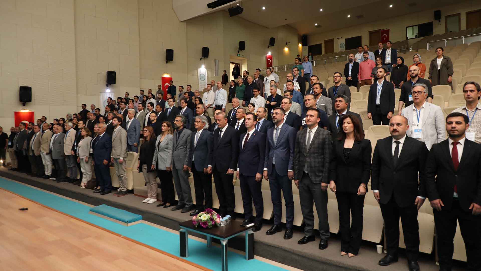 Bitlis Eren Üniversitesi’nde Mide Kanseri Zirvesi, Bilim İnsanları 1. Bölge Toplantısında Buluştu 6