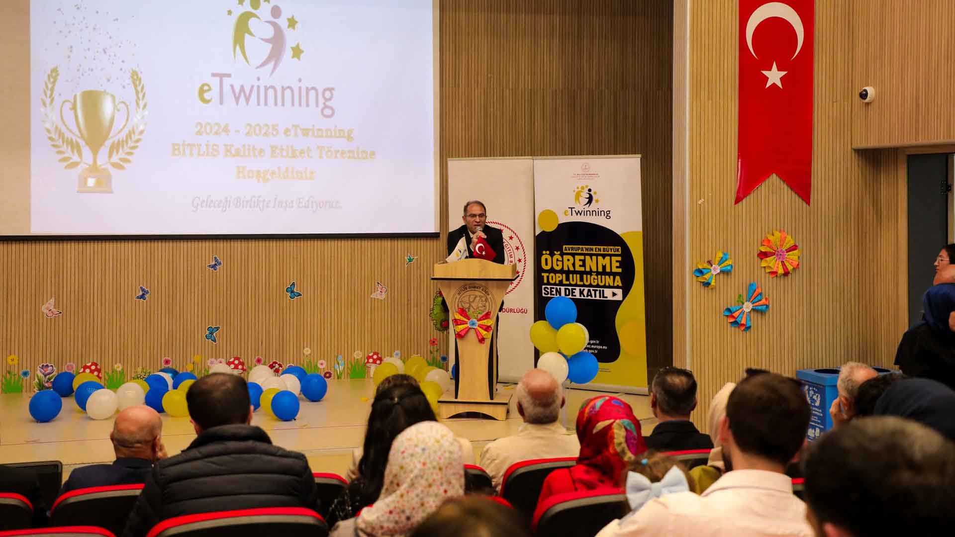 Bitlis’te Etwinning Başarıları Gururla Kutlandı 1