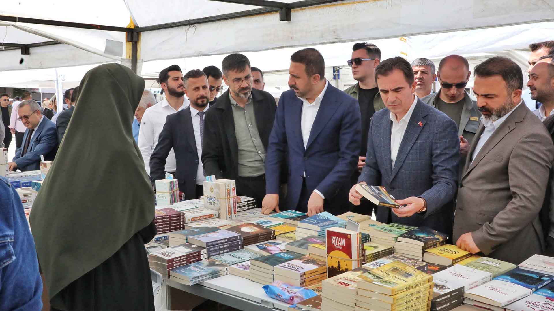 Bitlis'te Gençlik Festivali Ve Kitap Fuarı’na Yoğun İlgi 2