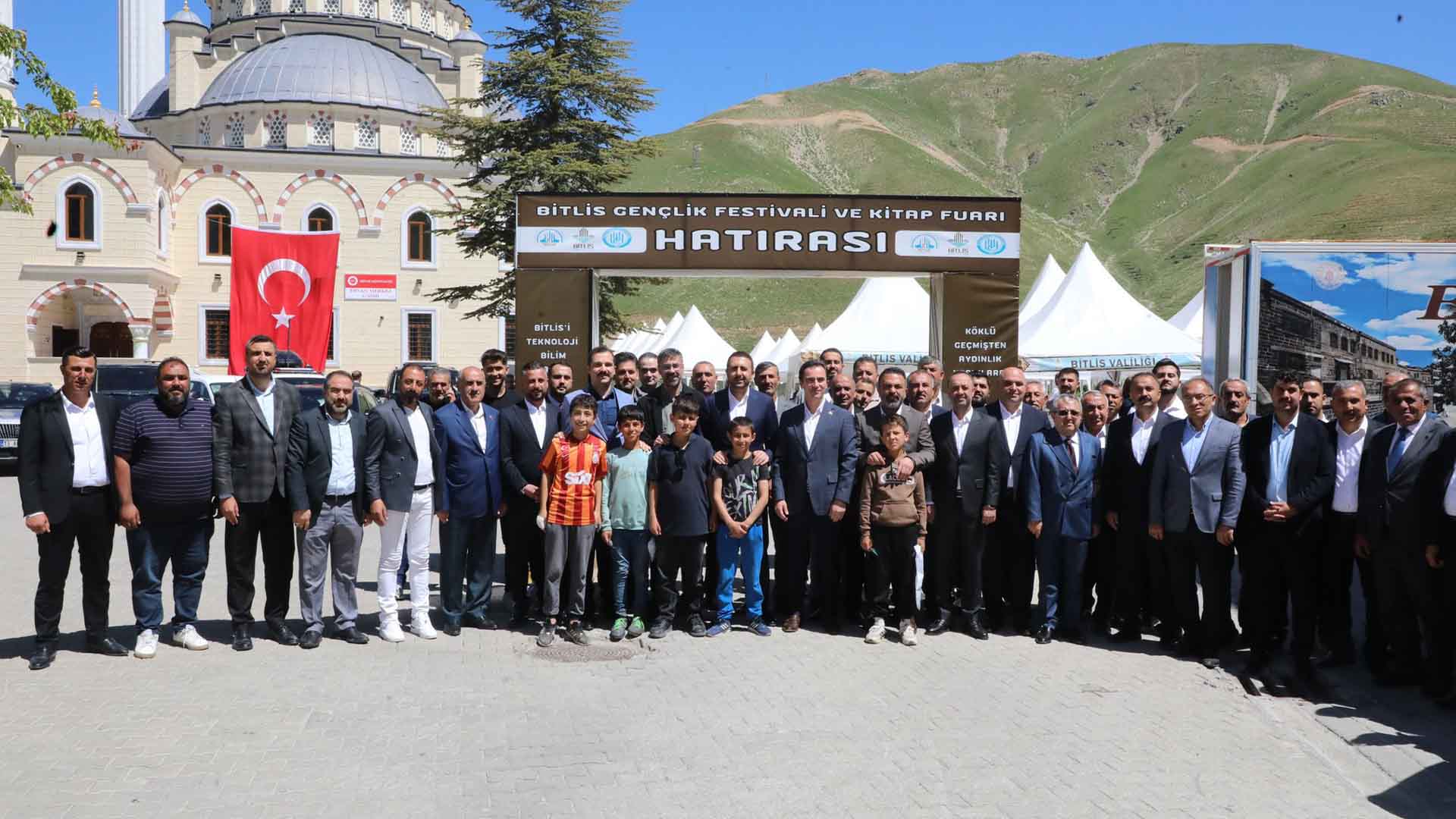 Bitlis'te Gençlik Festivali Ve Kitap Fuarı’na Yoğun İlgi 5
