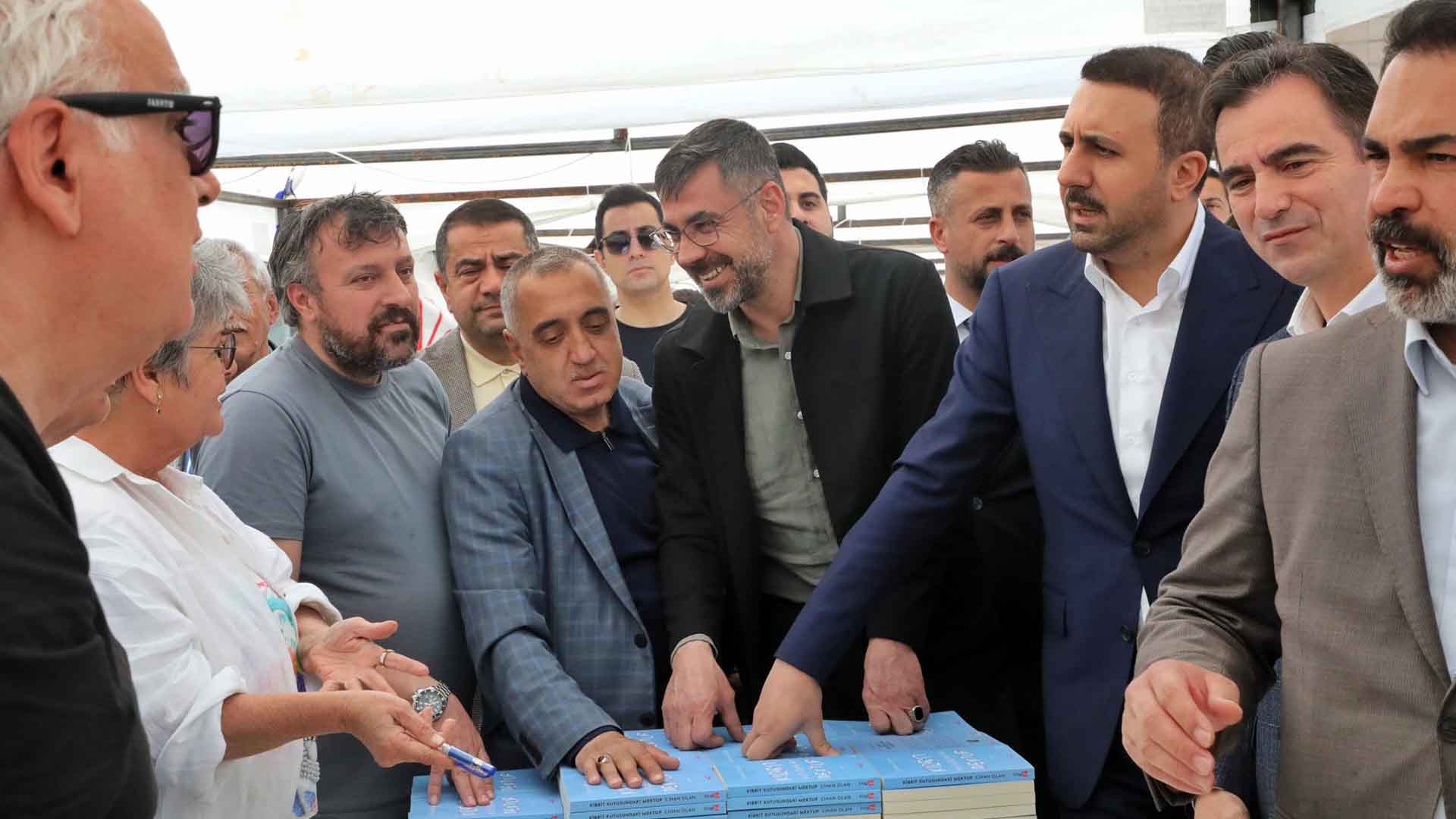 Bitlis'te Gençlik Festivali Ve Kitap Fuarı’na Yoğun İlgi