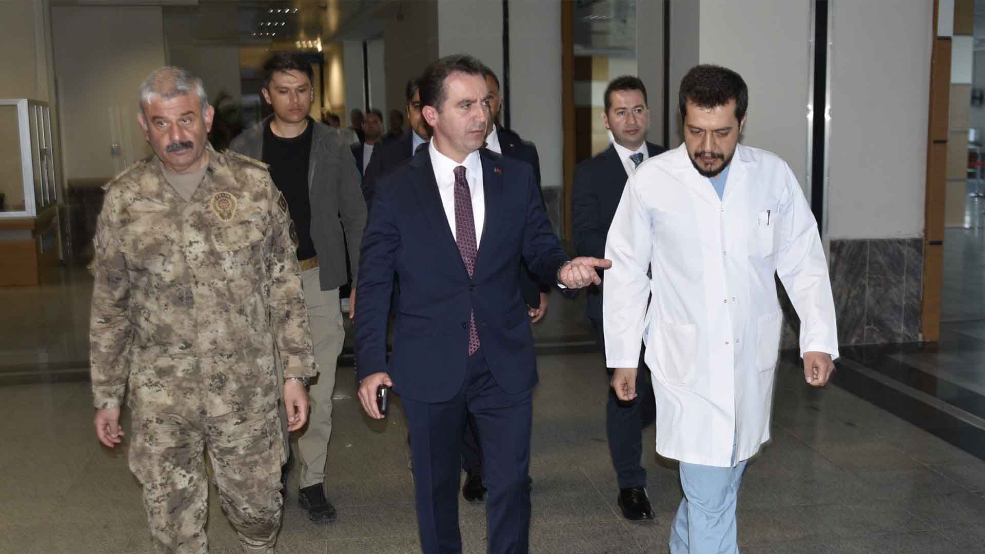 Bitlis’te Görev Başına Giden Polisler Kaza Yaptı 1