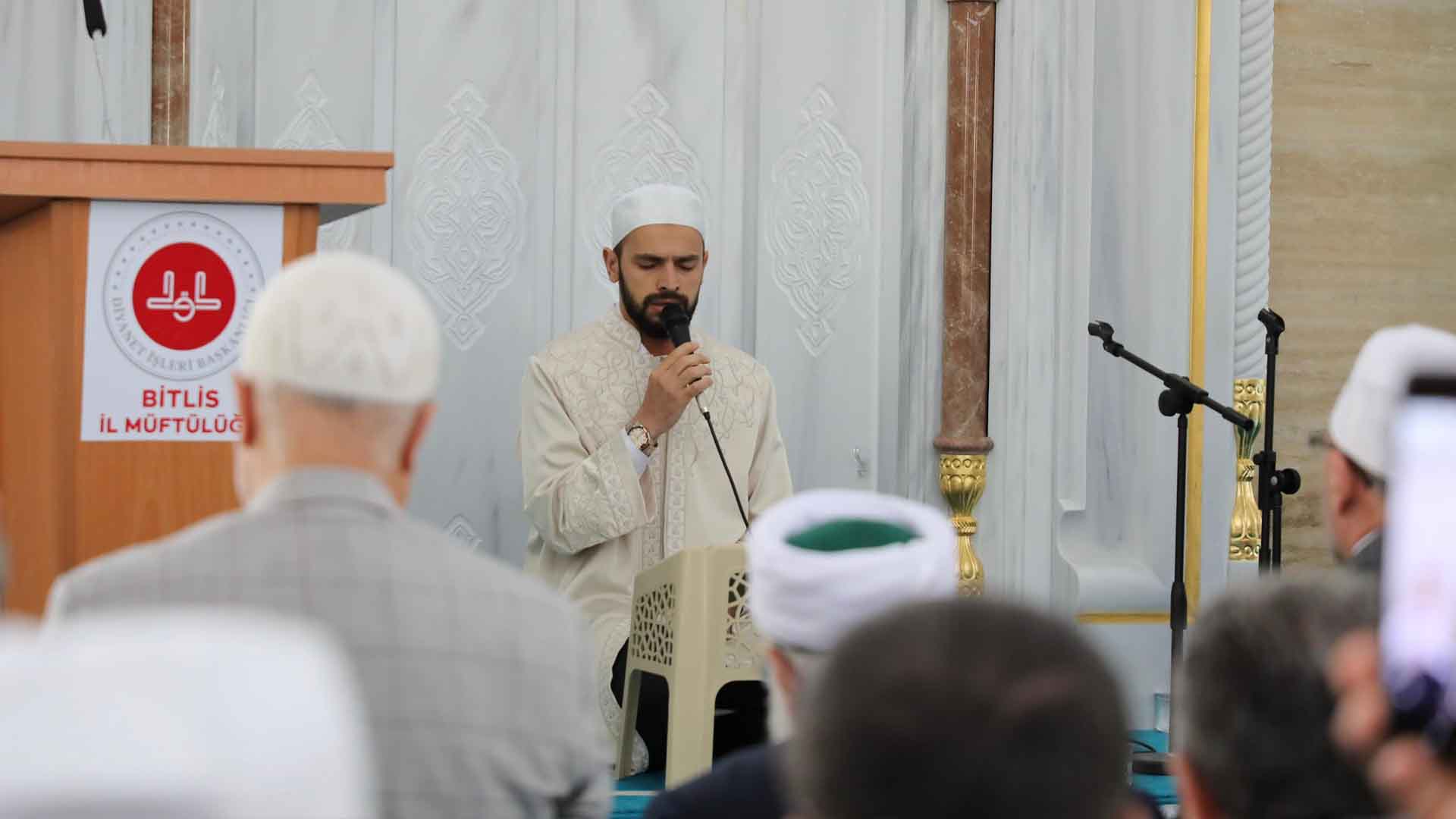 Bitlis’te Kur’an I Kerim Ziyafeti, Dünya Birincisi Hafızlar Ersan Camii’nde Buluştu 1