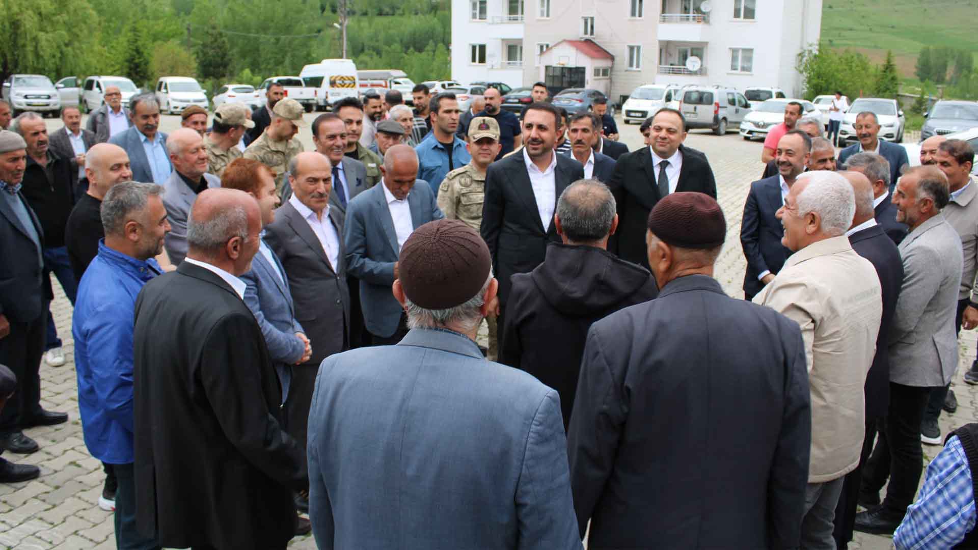 Bitlis'te Muhtarlar Bölgesel Toplantıda Buluştu