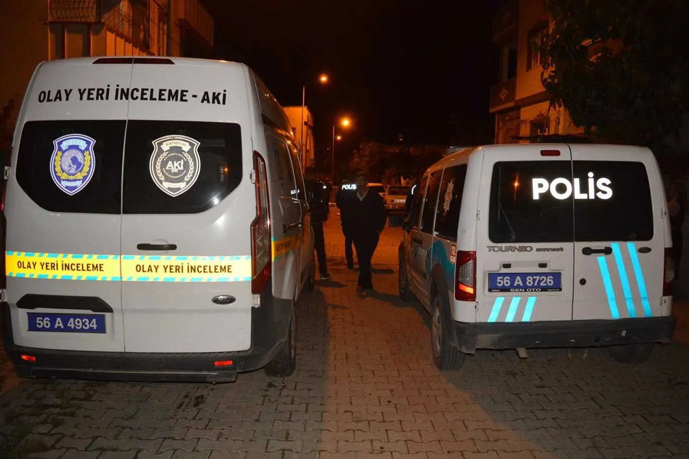 Husumetli Olduklari Eve Silahlarla Ates Actilar 2