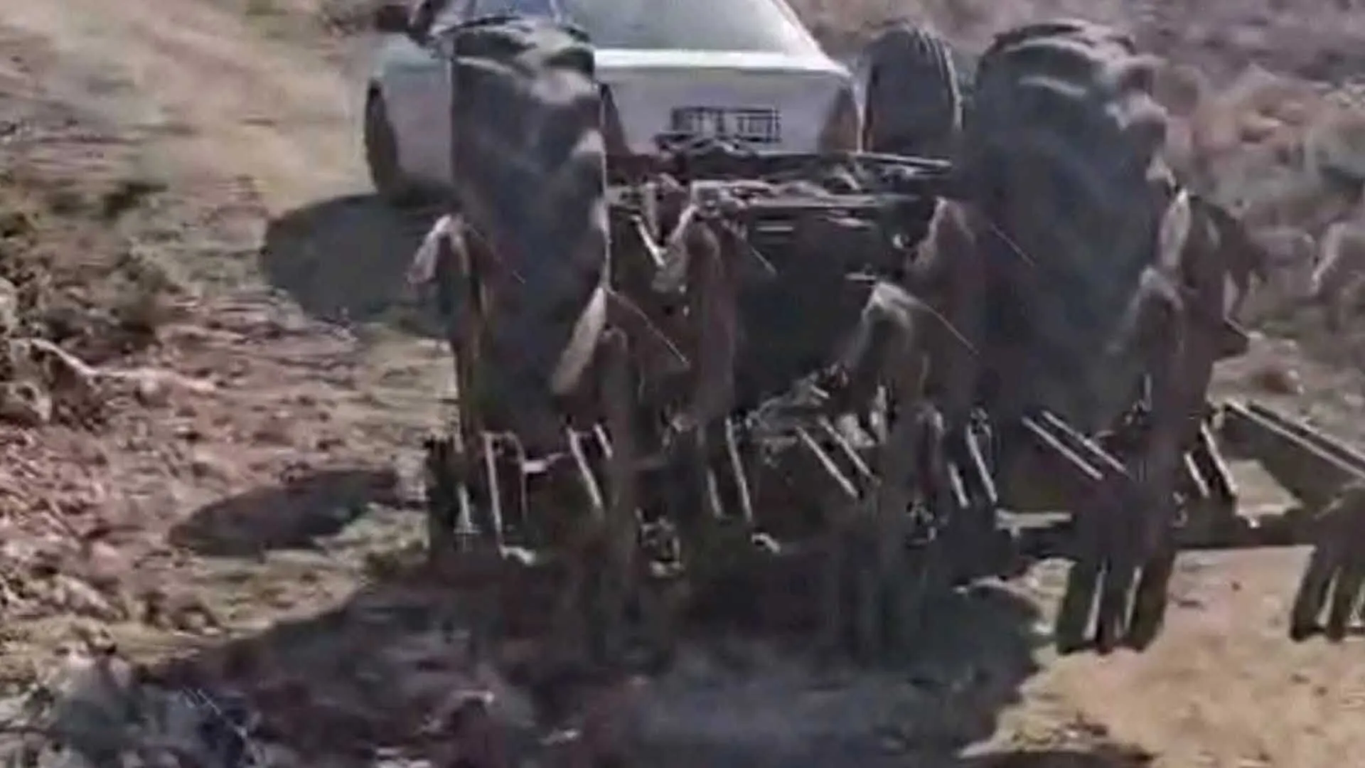 Traktor Devrildi 24 Yasindaki Surucu Hayatini Kaybetti 4