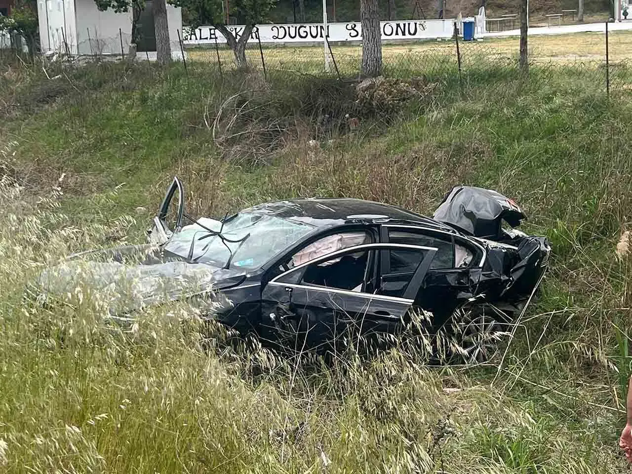 Zincirleme Kazada 8 Kisi Oldu 7