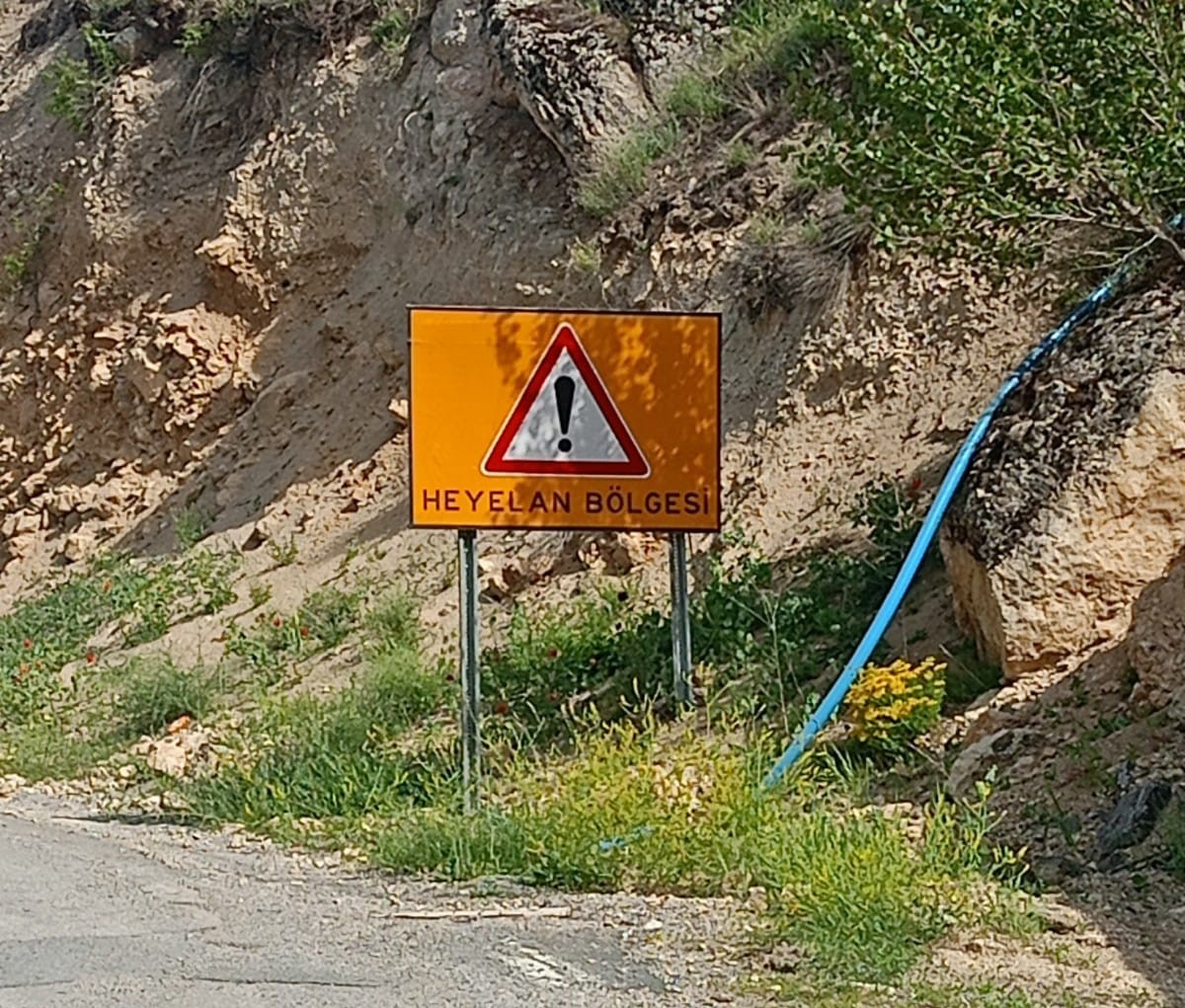 A W468619 02