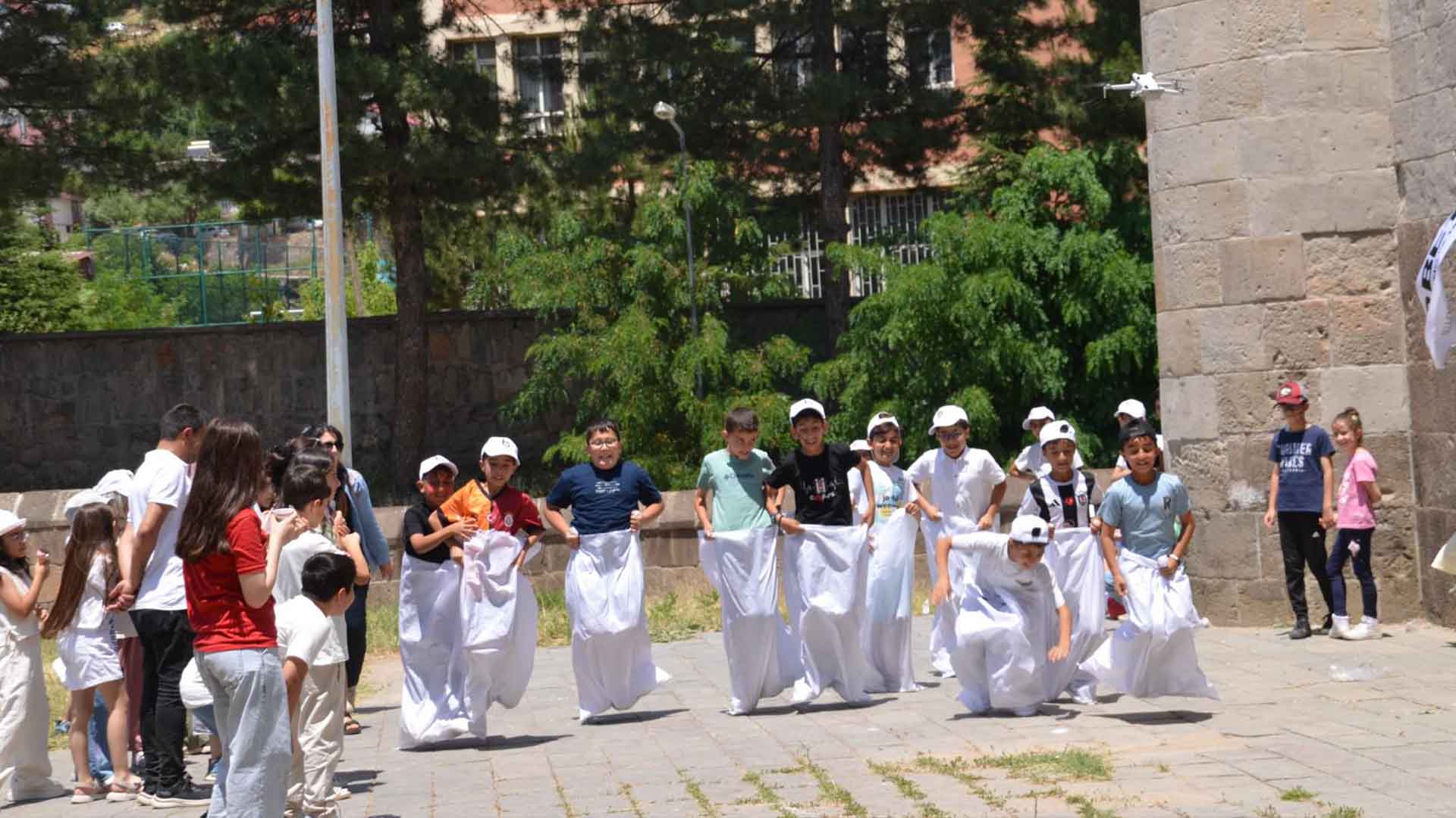 Betav’dan Renkli Yıl Sonu Etkinliği, Çocuklar Hem Öğrendi Hem Eğlendi 7