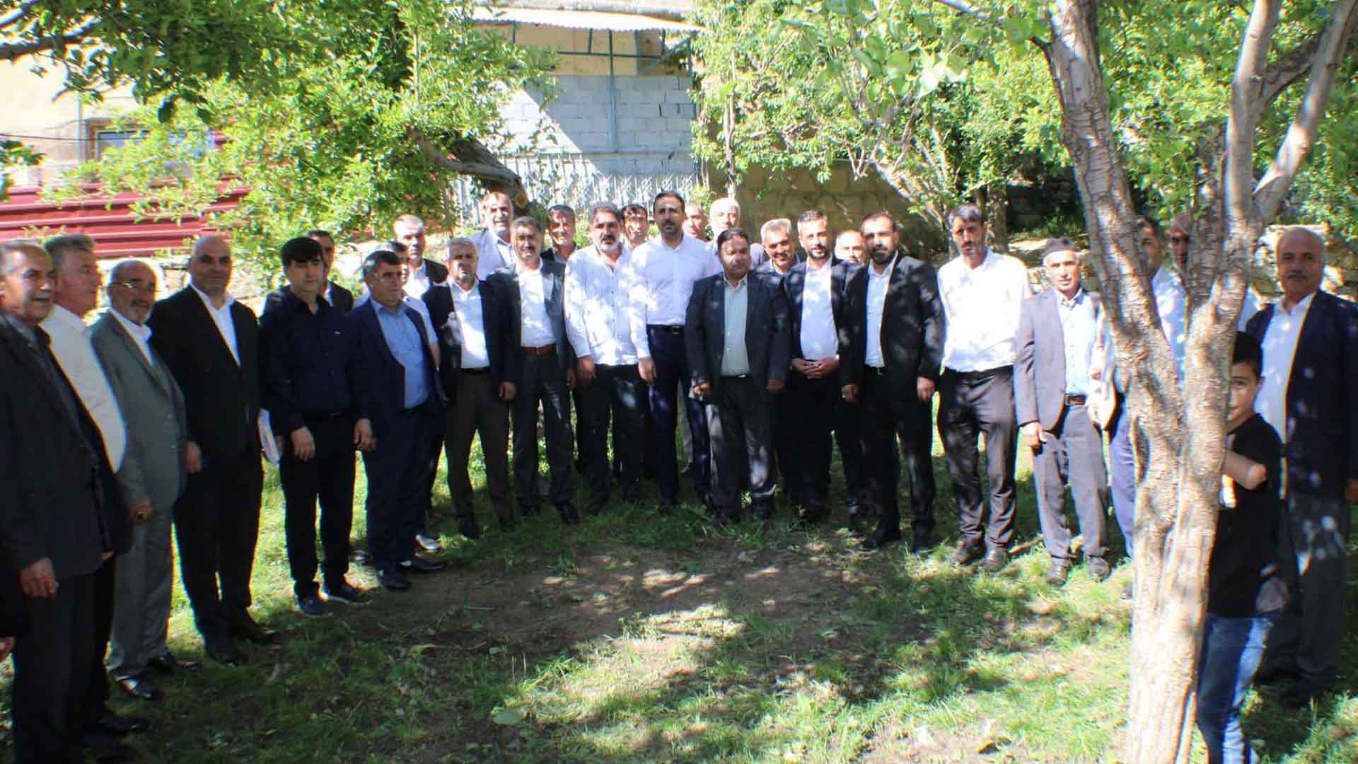 Bitlis Belediye Başkanı Ve Ak Parti Teşkilatı, Merkez Köy Muhtarlarıyla Buluştu