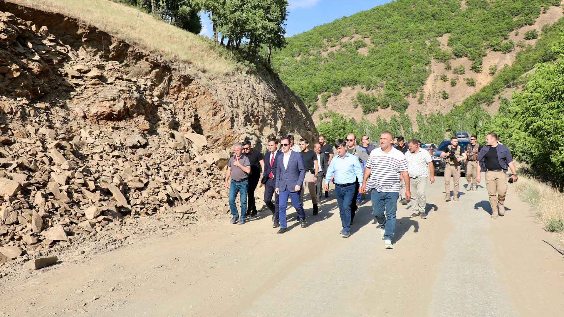 Bitlis Valisi Karakaya, Hizan’daki Yatırımları Yerinde İnceledi 2