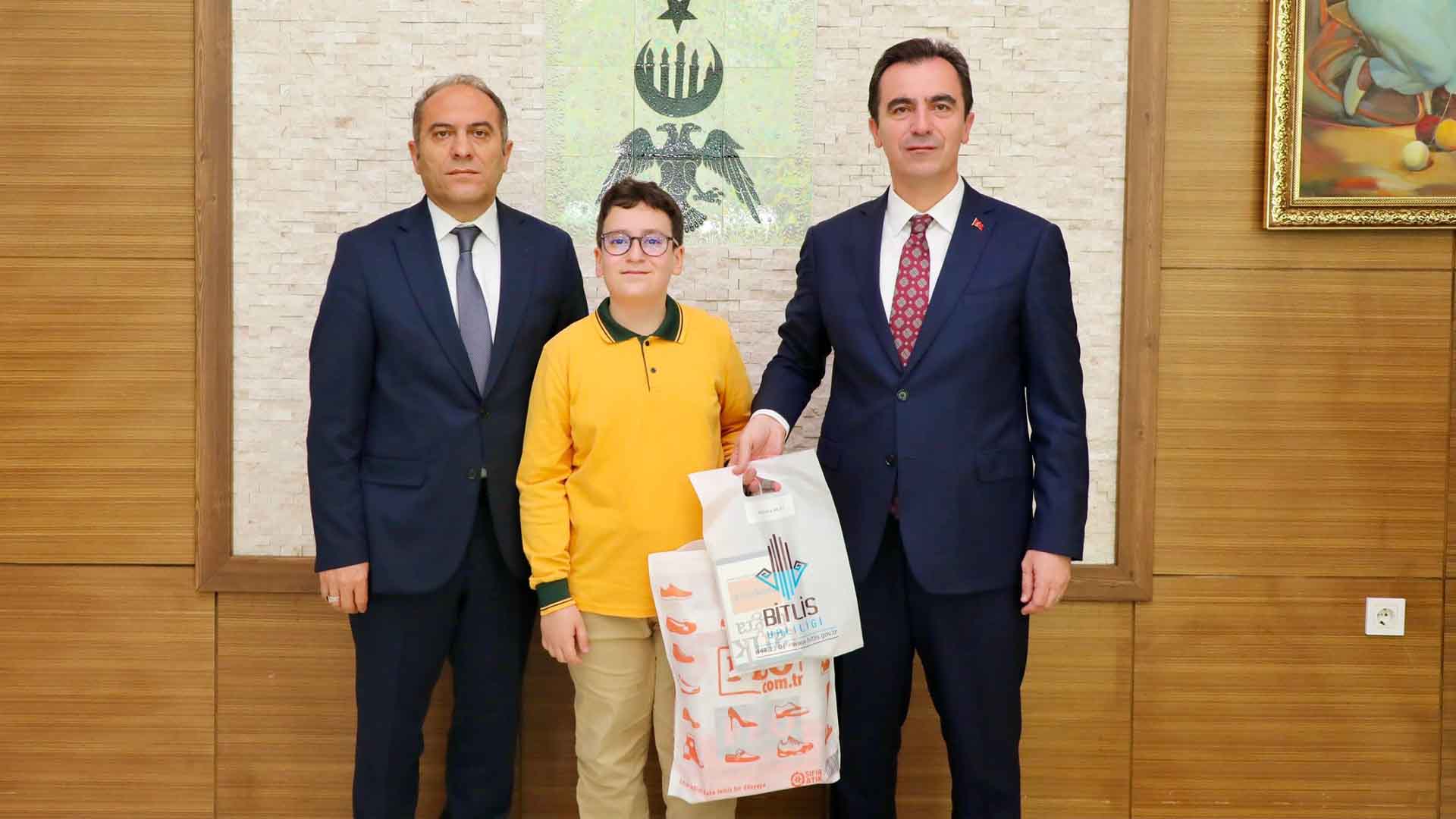 Bitlis’in Gururu Oldular, Bursluluk Sınavında Türkiye Birinciliği 1