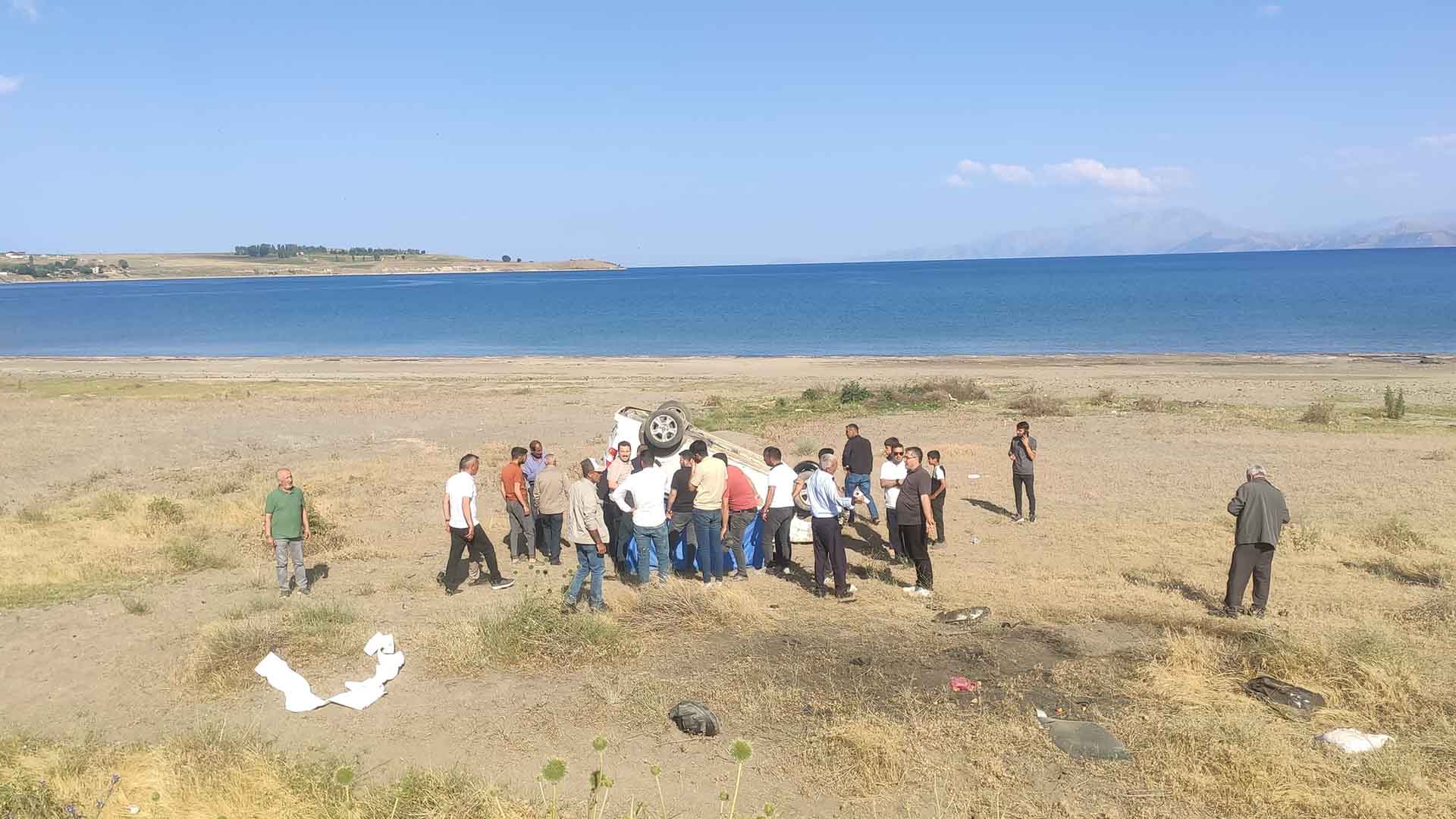 Bitlis'te Otomobil Takla Attı, 2 Kişi Yaralandı 1