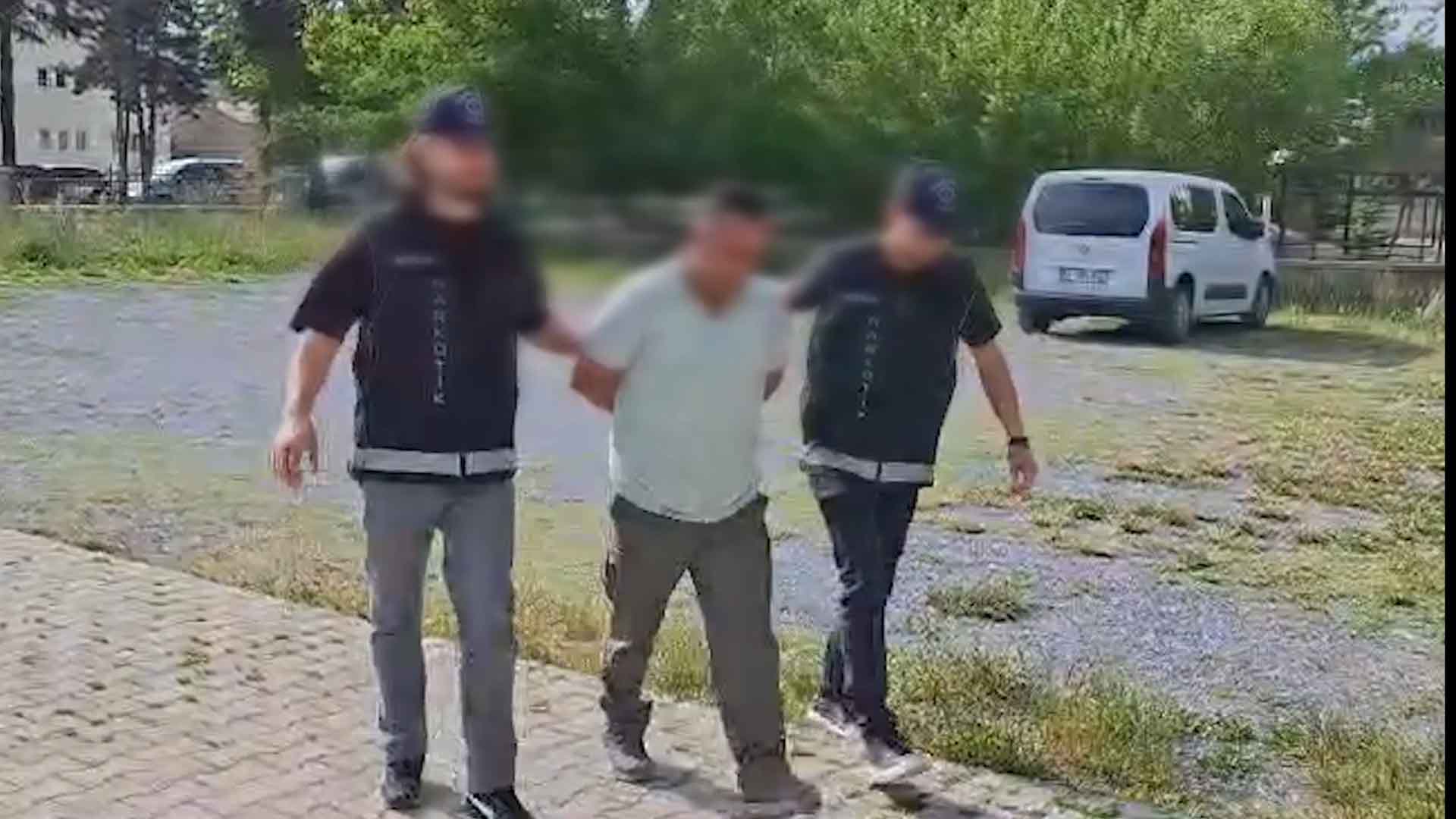 Bitlis’te Yolcu Otobüsünde 13 Kilo Metamfetamin Ele Geçirildi