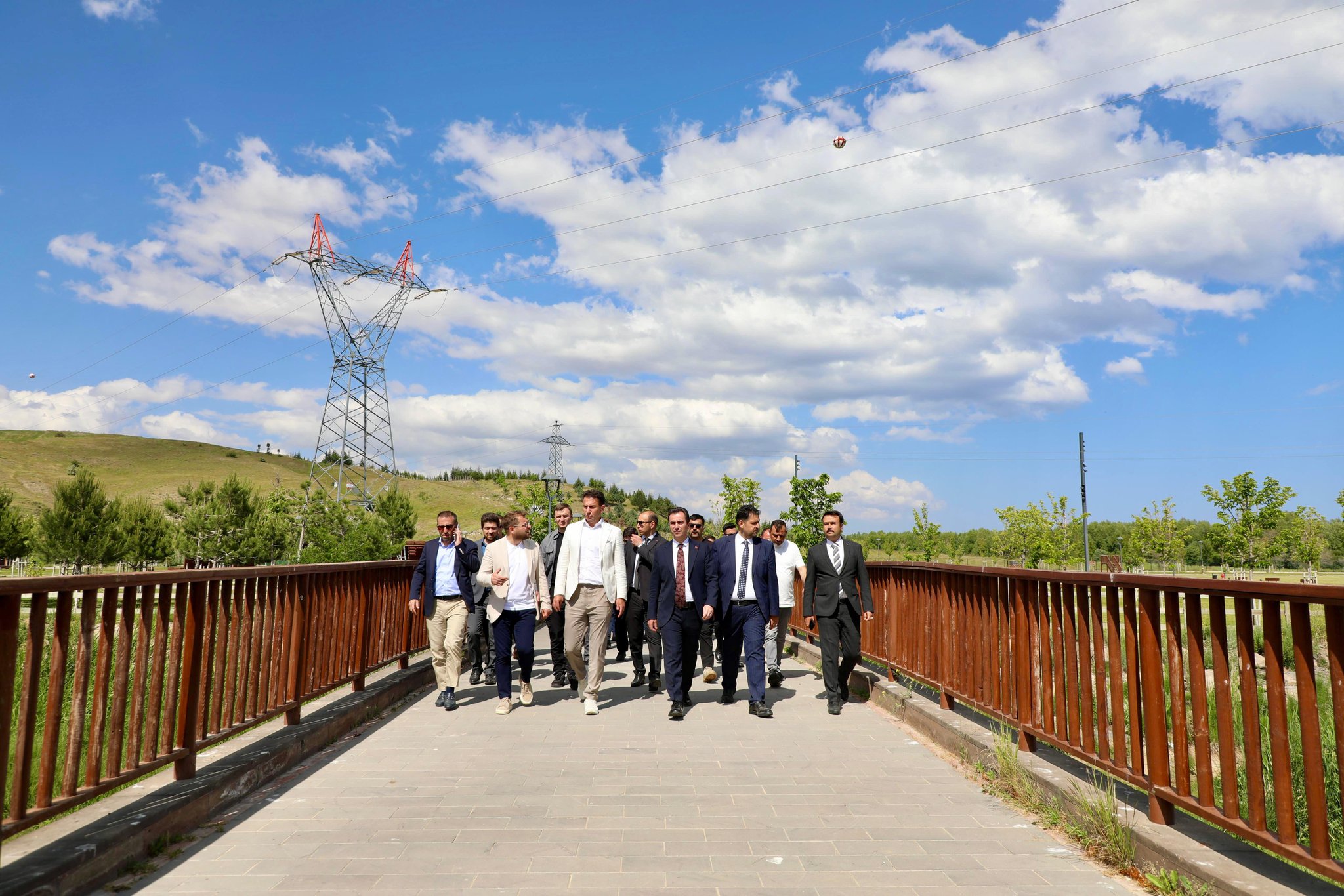 Gtq6F Q W Wc A Apee5