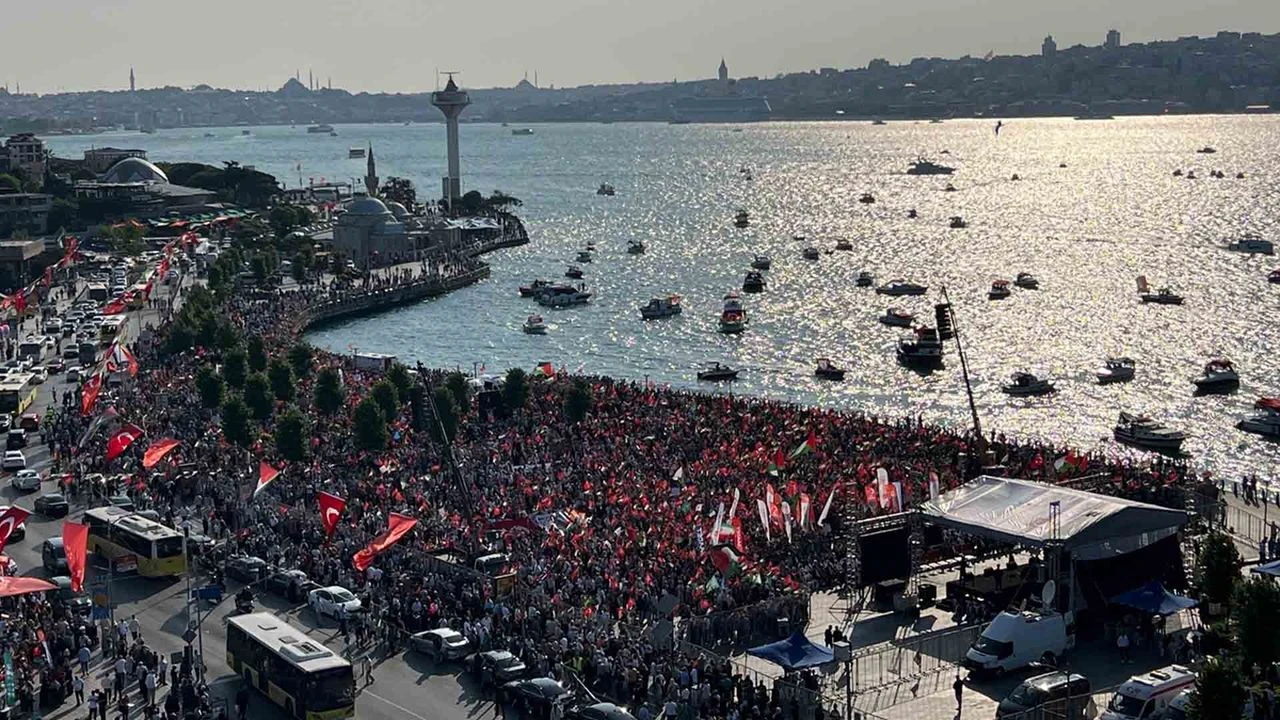 Huda Par Genel Baskani Yapicioglu Kurbanlik Koyunlar Gibi Siranin Bize Gelmesini Mi Bekleyecegiz