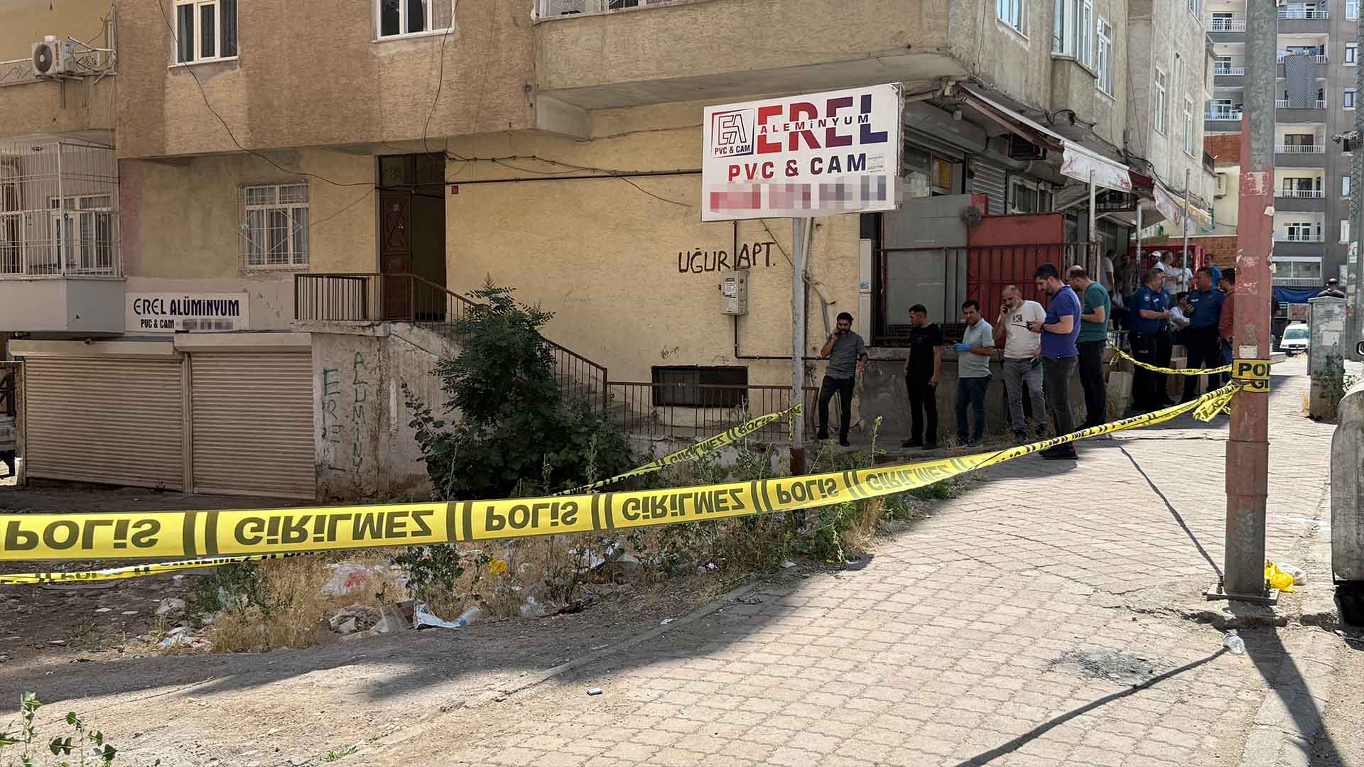 Maaşını Alamayan Eski Çalışan, Eczacıyı Silahla Öldürdü 1