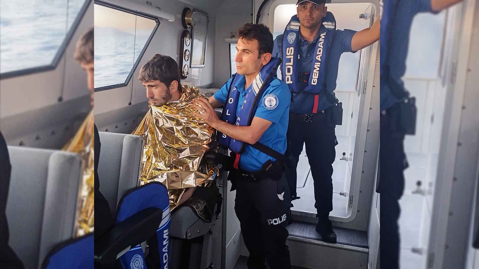 Tatvan'da 18 Yaşındaki Genç Van Gölü’nde Akıntıya Kapıldı