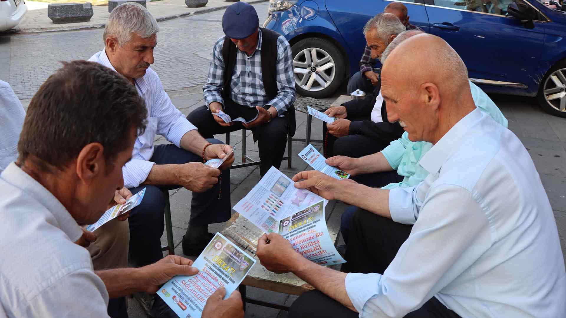 Bitlis Emniyeti, Dolandırıcılığa Karşı Vatandaşları Bilgilendirdi 1