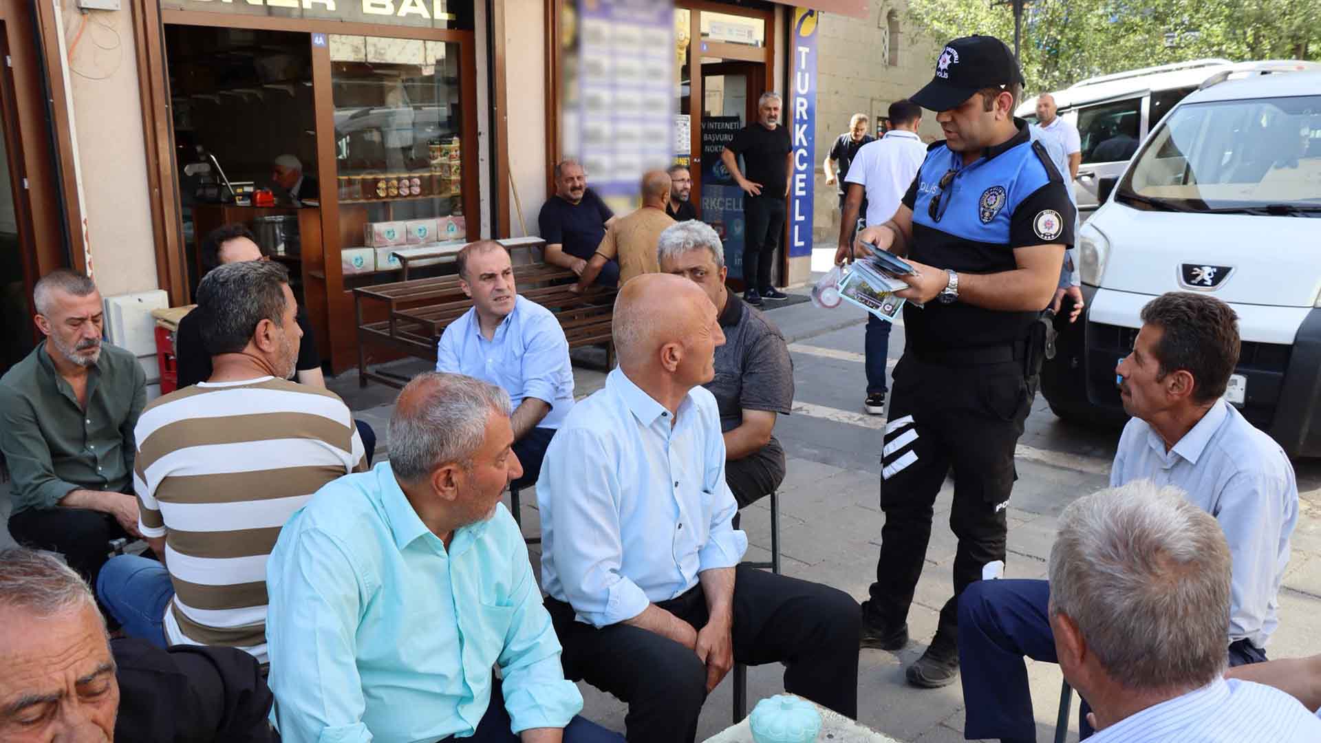 Bitlis Emniyeti, Dolandırıcılığa Karşı Vatandaşları Bilgilendirdi