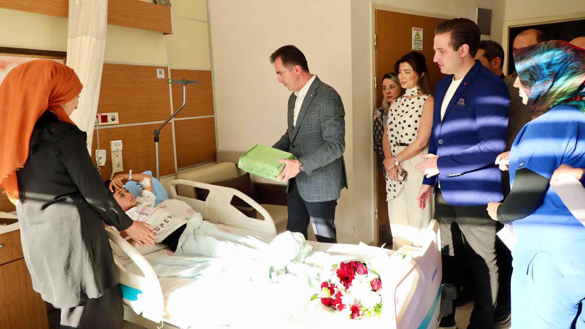 Bitlis Valisi Karakaya’dan Tatvan Devlet Hastanesi’ne Ziyaret 1