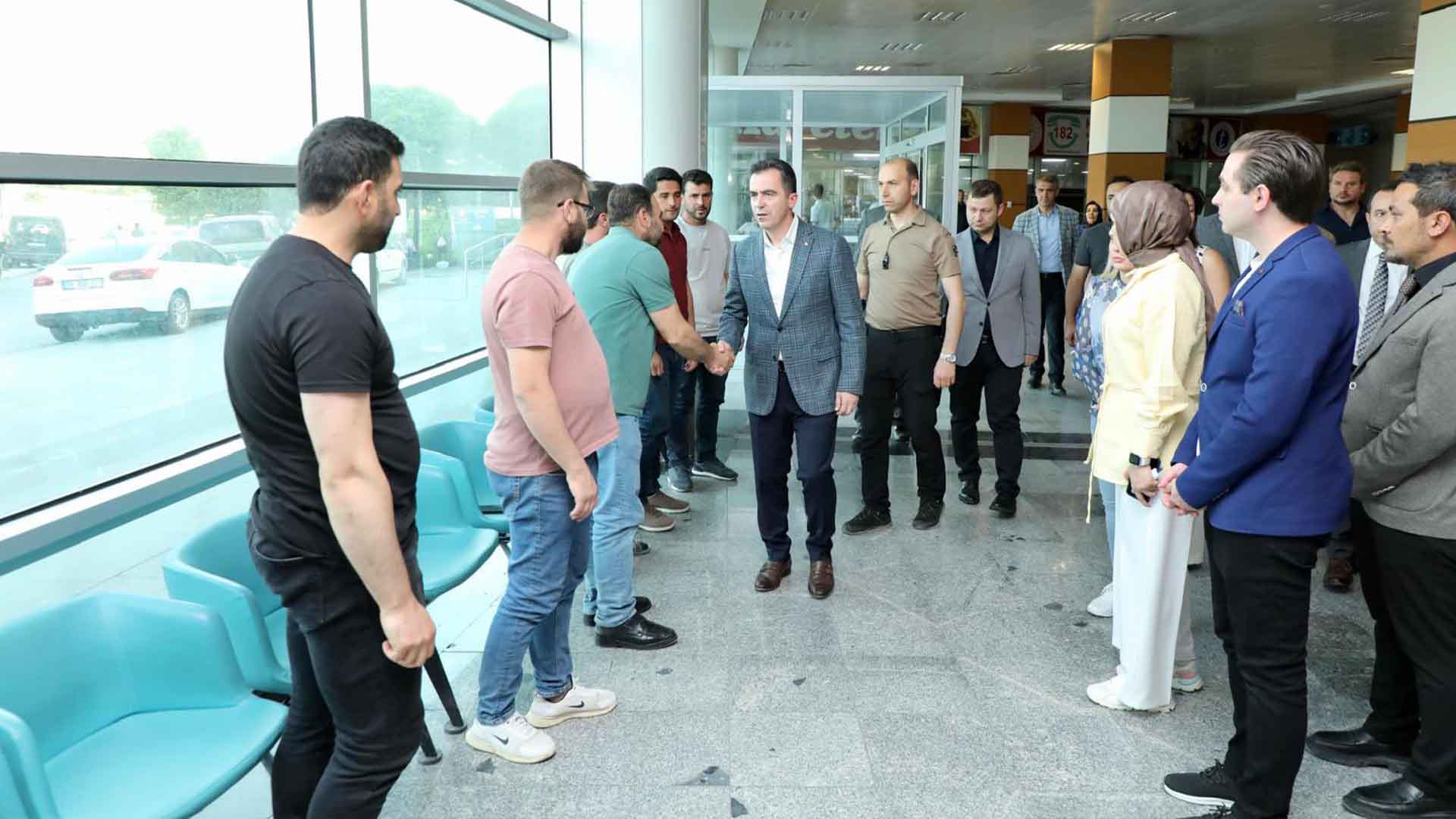 Bitlis Valisi Karakaya’dan Tatvan Devlet Hastanesi’ne Ziyaret 4