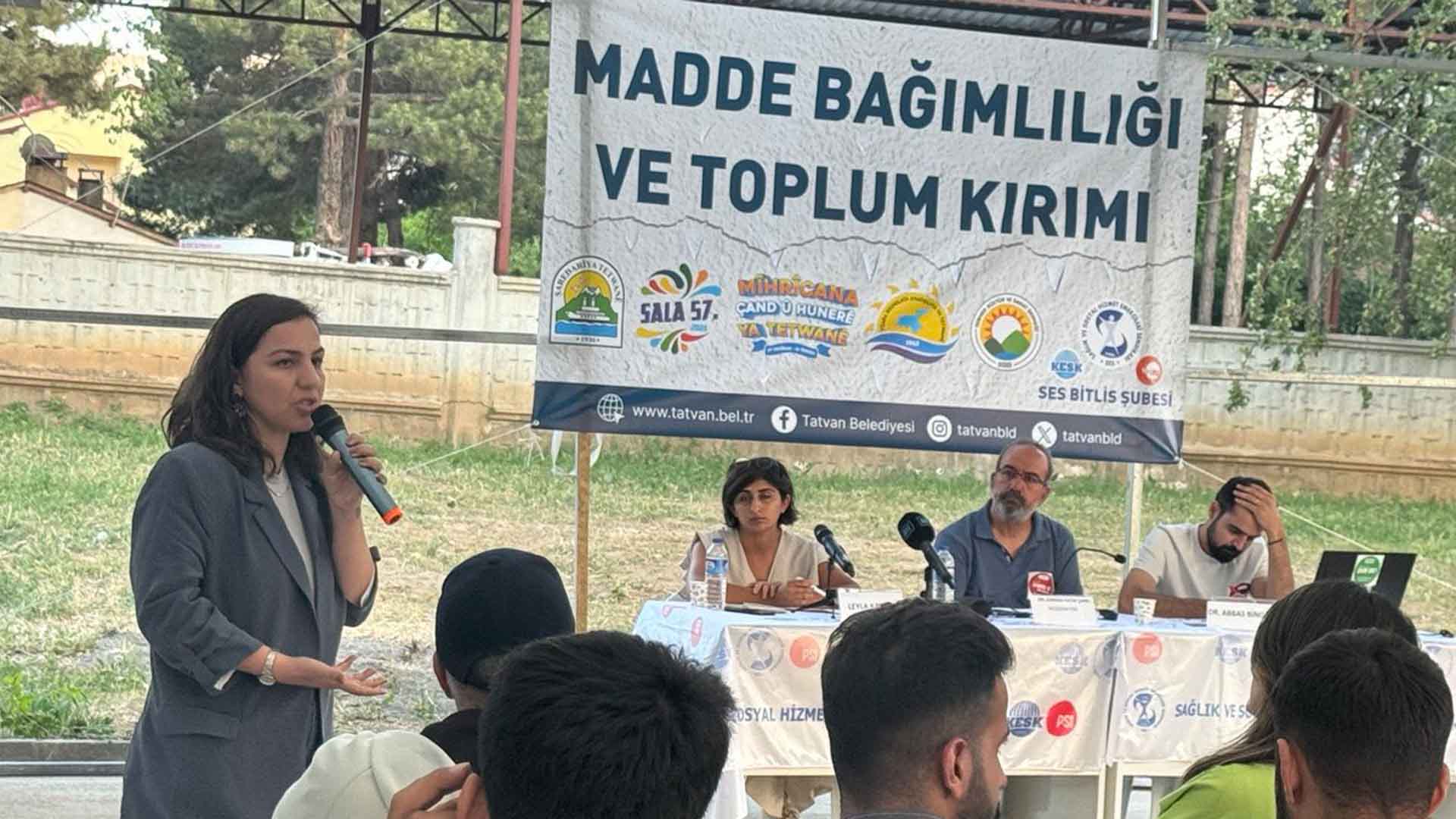Bitlis'te Pedallar Bağımlılıkla Mücadele İçin Döndü 1