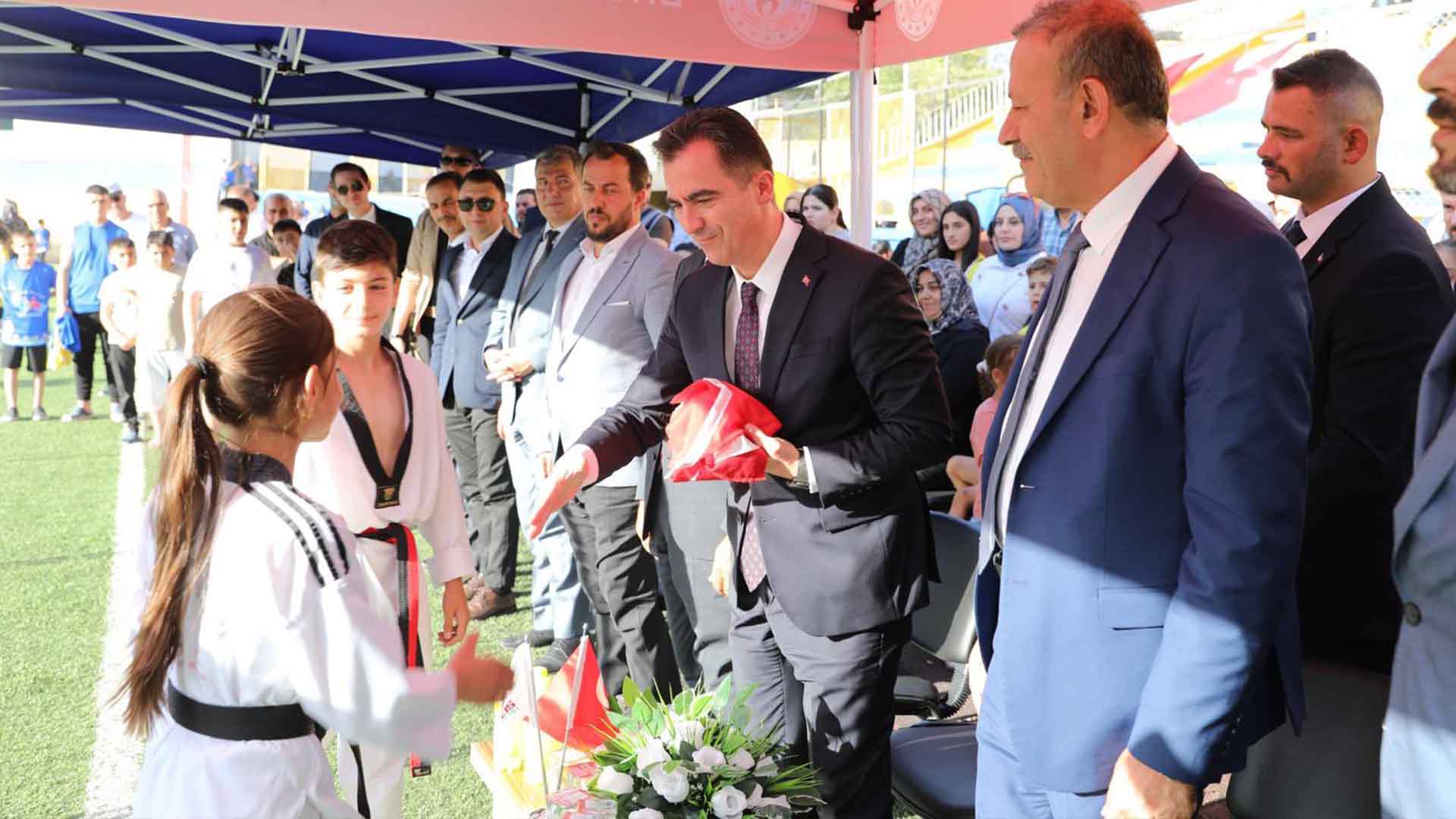 Bitlis’te Yaz Spor Okulları Coşkuyla Açıldı 2
