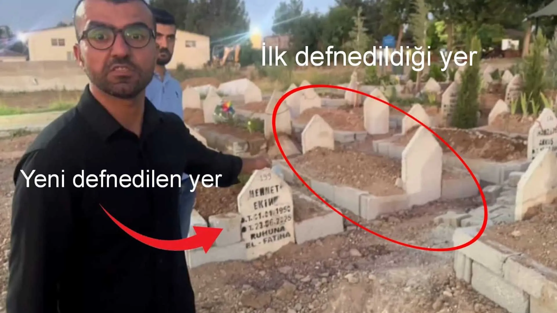 Cenazeyi Cikarip Yandaki Mezara Defnettiler 3