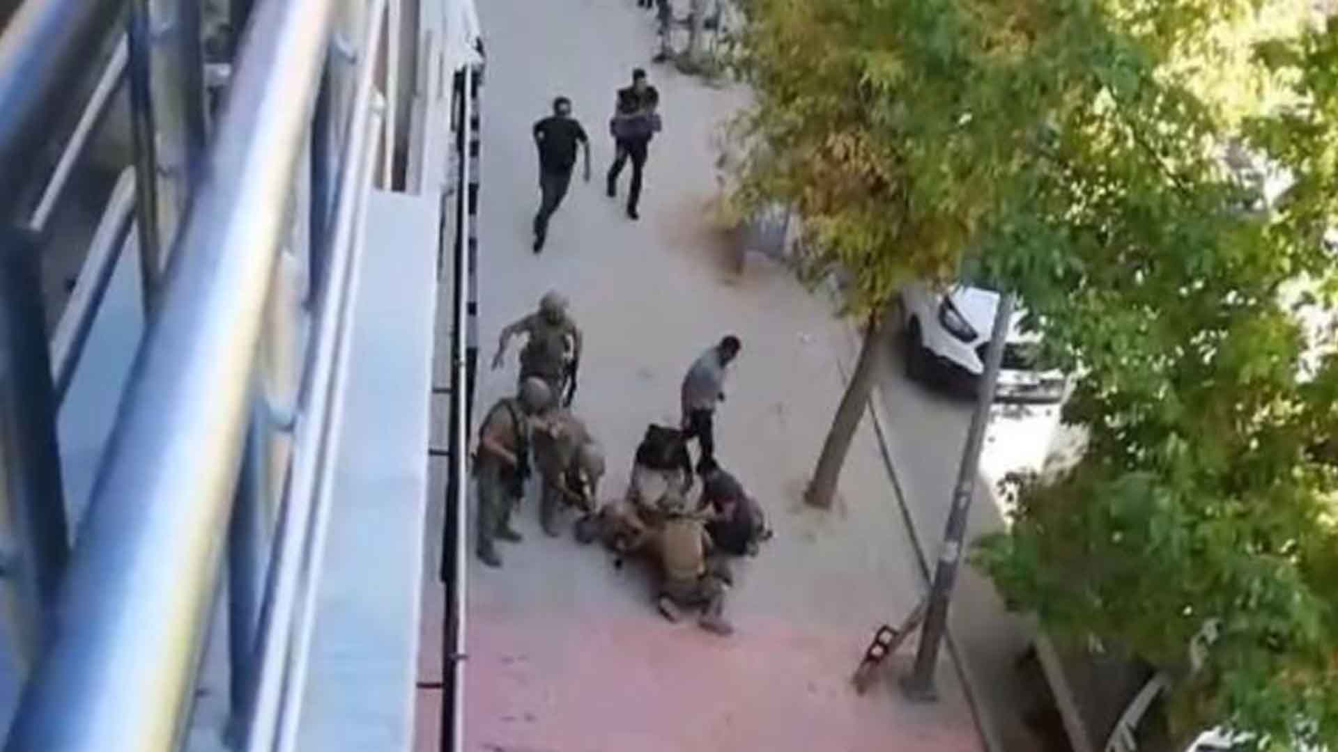 Elazığ'da Elindeki Silahla Rastgele Ateş Açtı, 1 Polis Yaralandı 7
