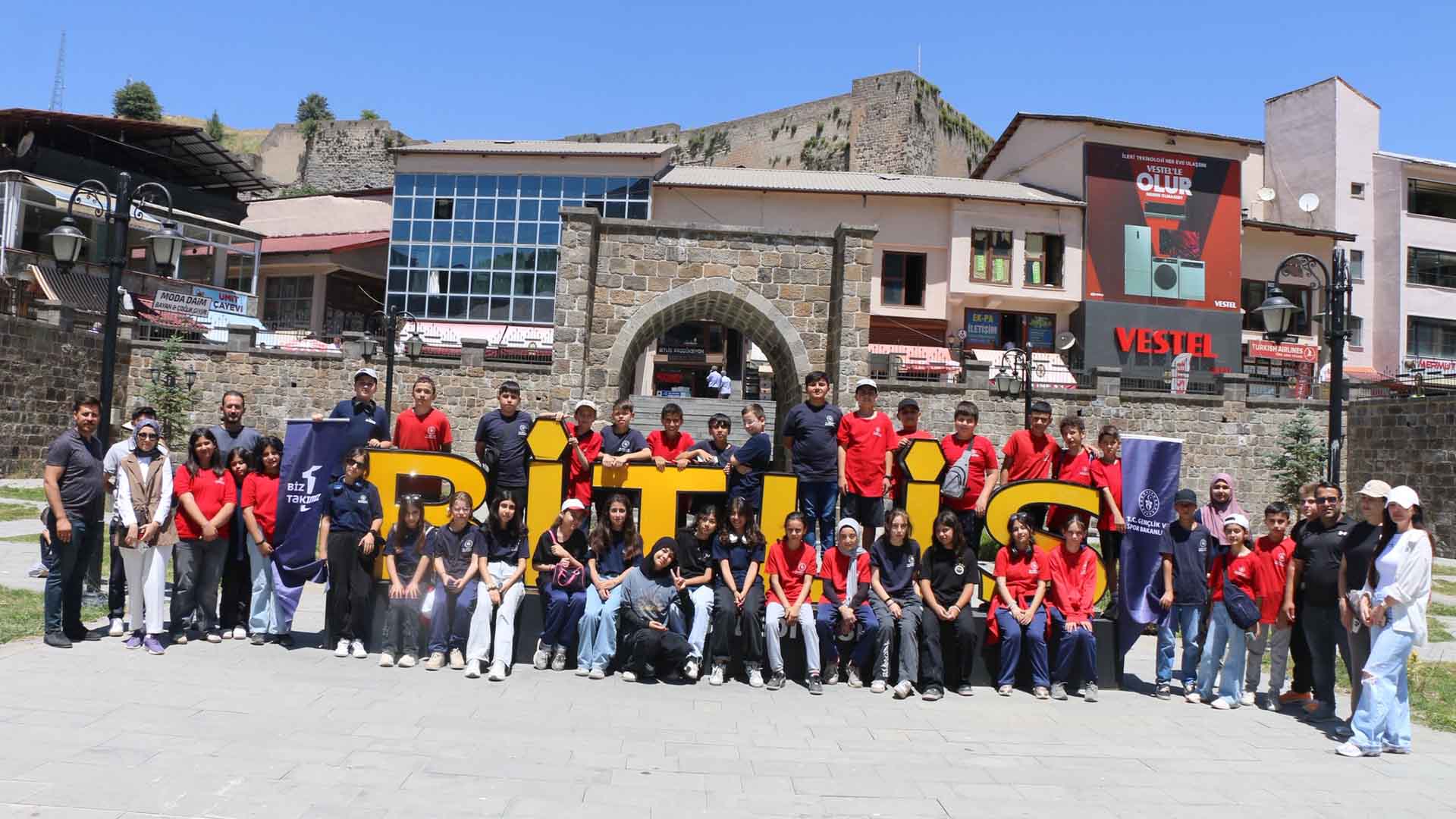 Kahramanmaraşlı Öğrenciler Bitlis’te Misafir Oldular