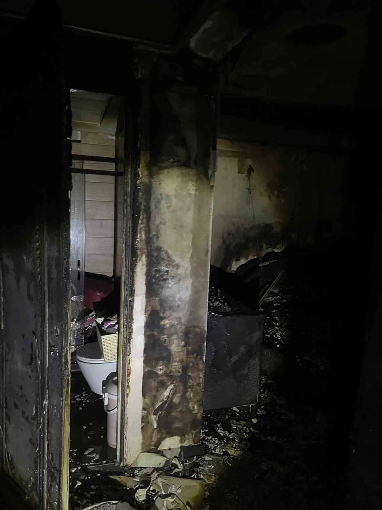 Mardinde Yangin Apartman Dairesi Kullanilamaz Hale Geldi 2
