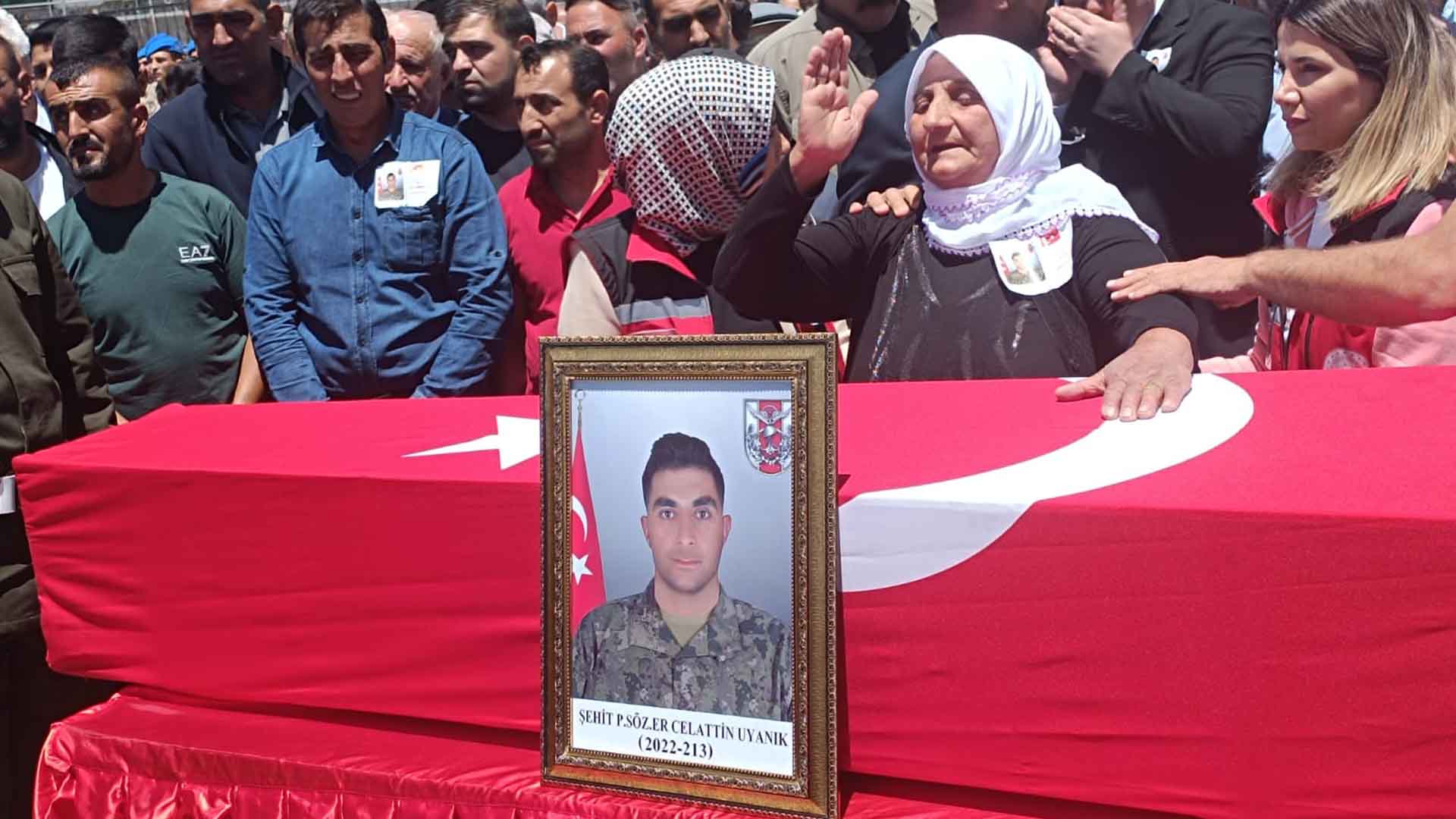 Şehit Celalettin Uyanık Son Yolculuğuna Uğurlanıyor