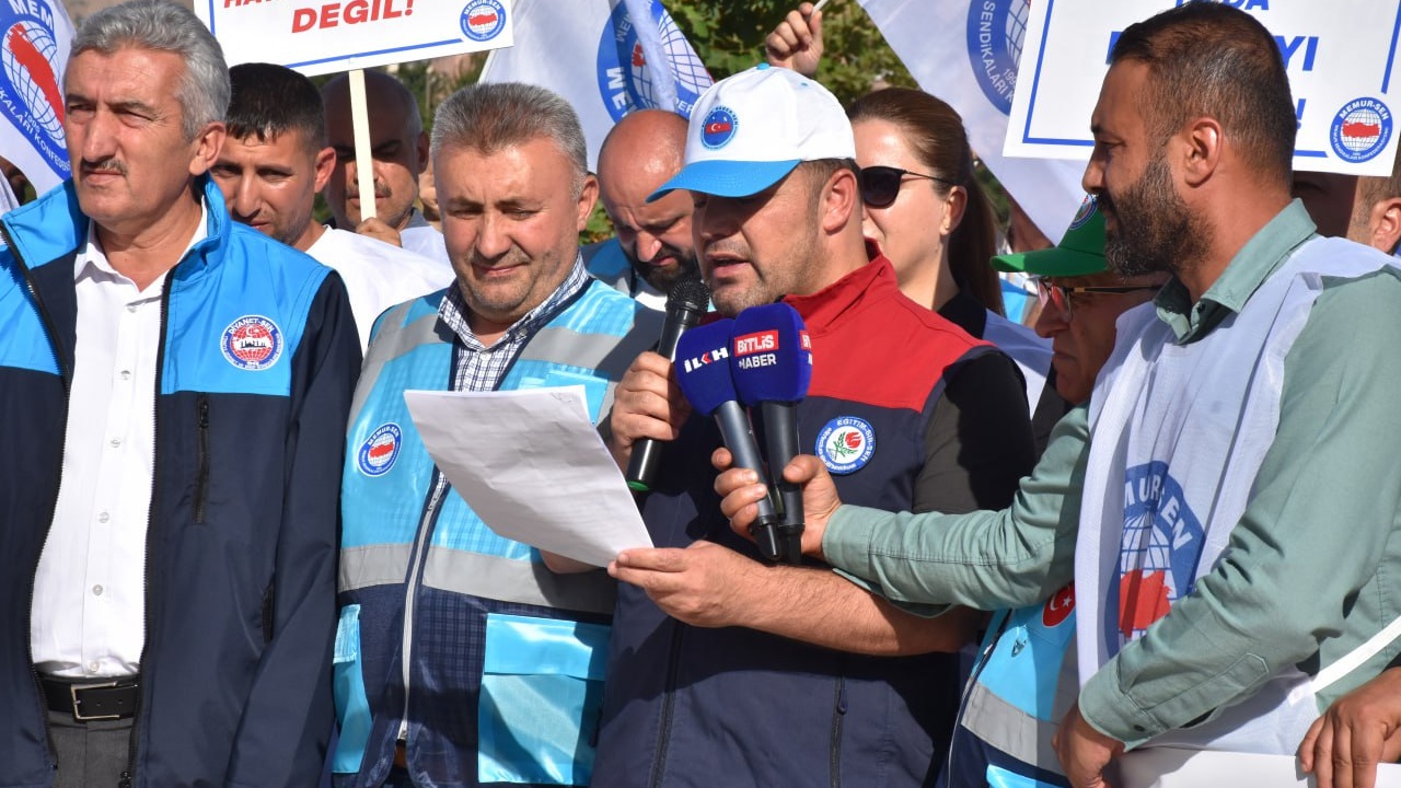 382Fbba9 Ad55 4F85 Ad72 E7Fb0Af7E851