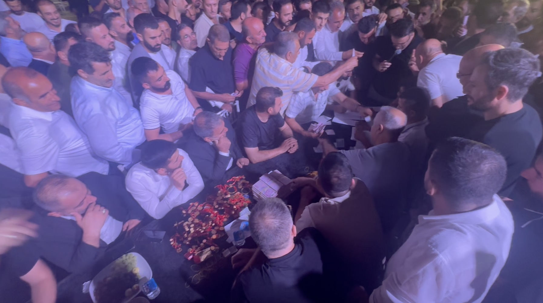 A S I R E T D U G U N U N D E G E L I N V E D A M A D A 20 M I L Y 879257 261162