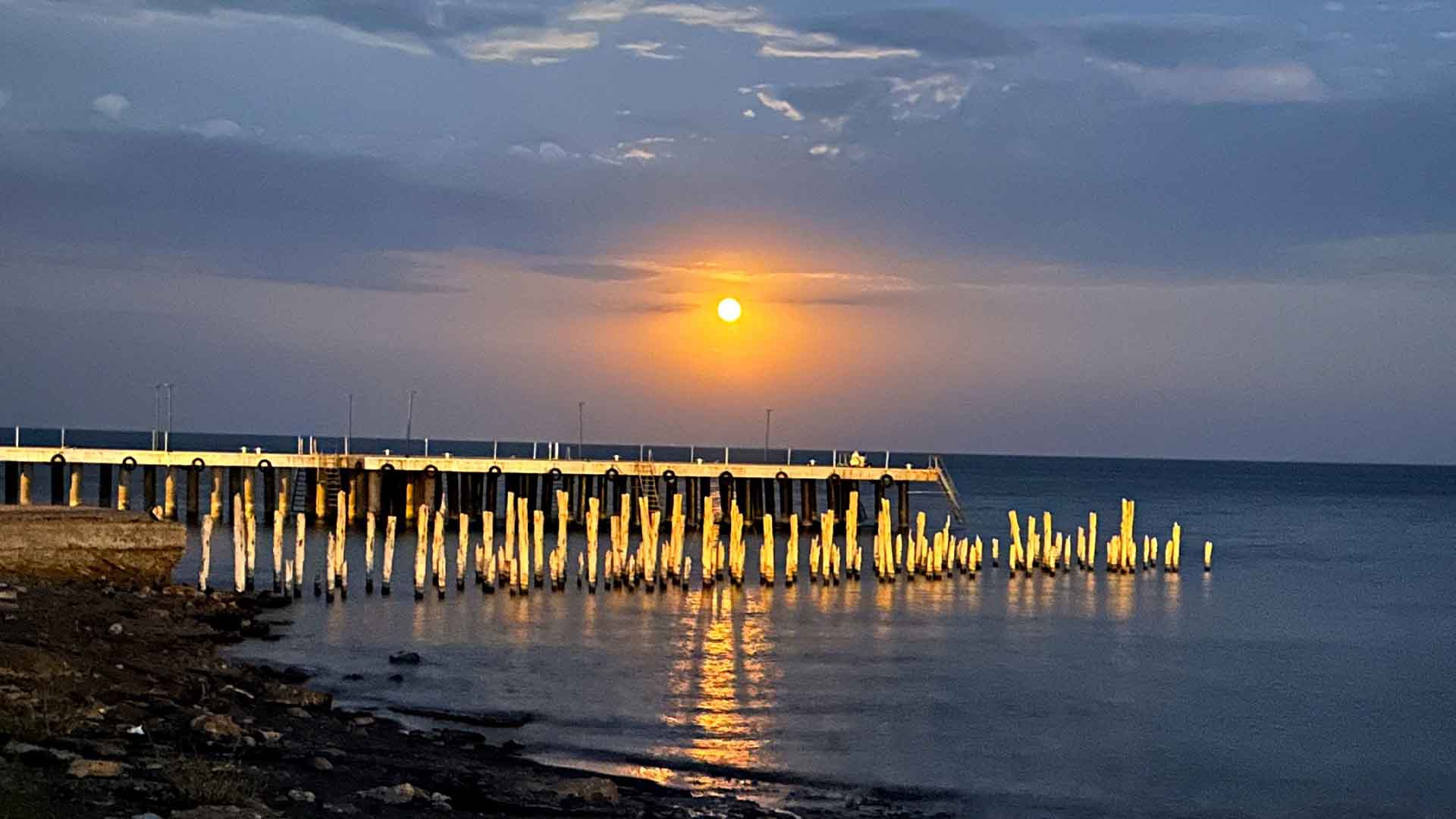 Bitlis'te Dolunay Ve Yakamoz Görenleri Büyüledi
