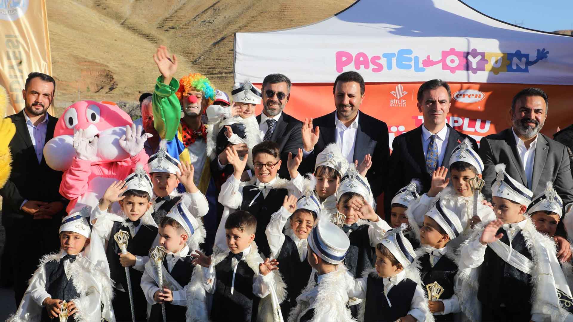 Bitlis’te Geleneksel Sünnet Şöleni Coşkuyla Gerçekleştirildi 1