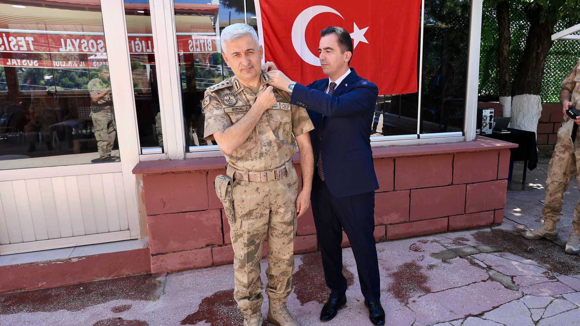 Bitlis’te Jandarma Personeline Rütbe Terfi Töreni