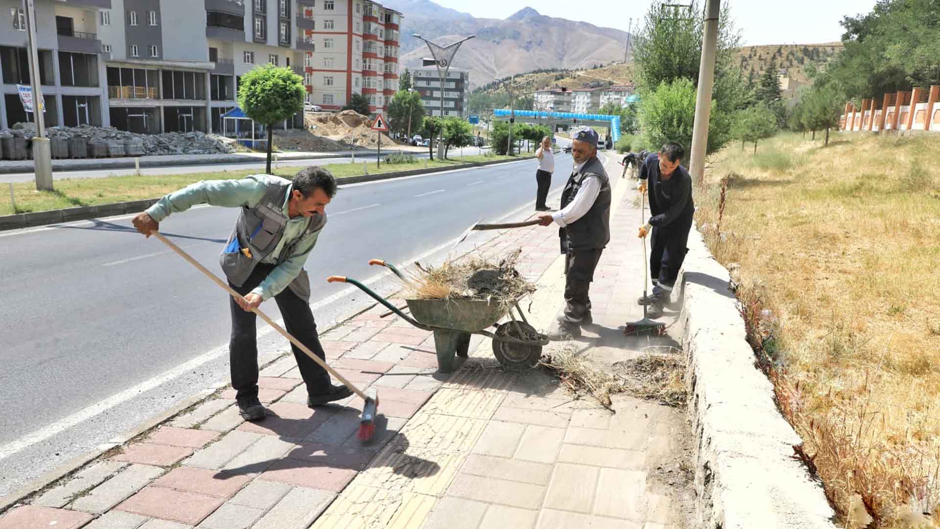 Bitlis’te “Temizlik Timi” Görev Başında
