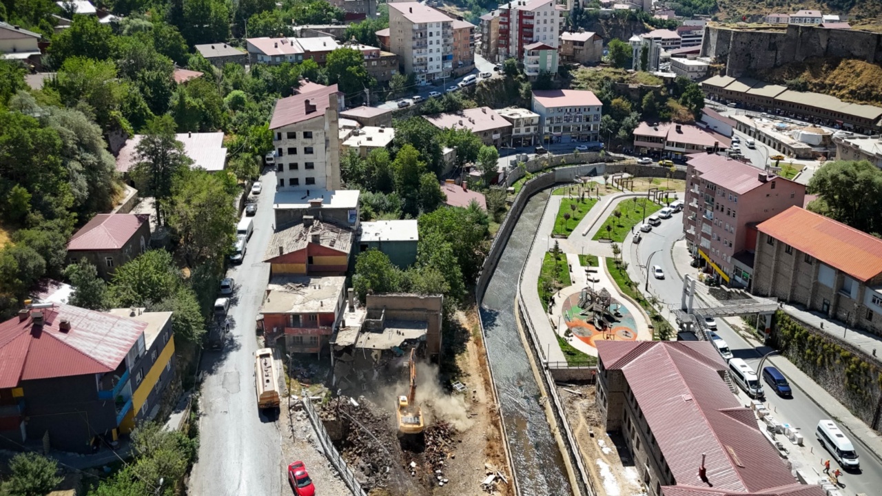 F9244F98 D25C 4897 9E68 852151Bd328D